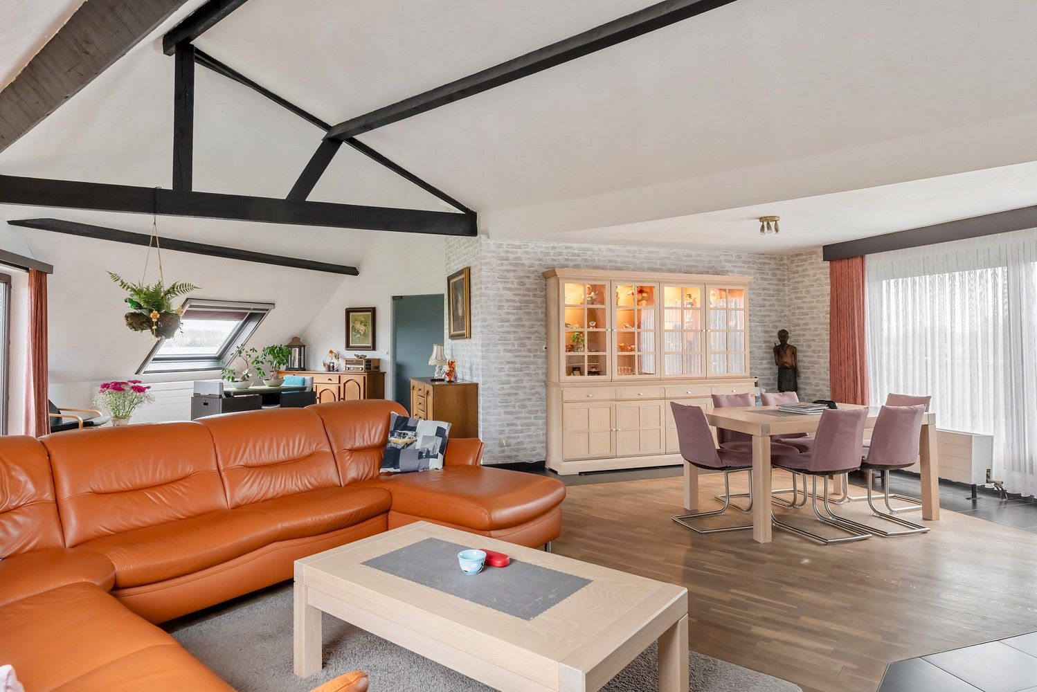 Te koop: goed onderhouden dakappartement met 3 slaapkamers en ruim terras. foto 8