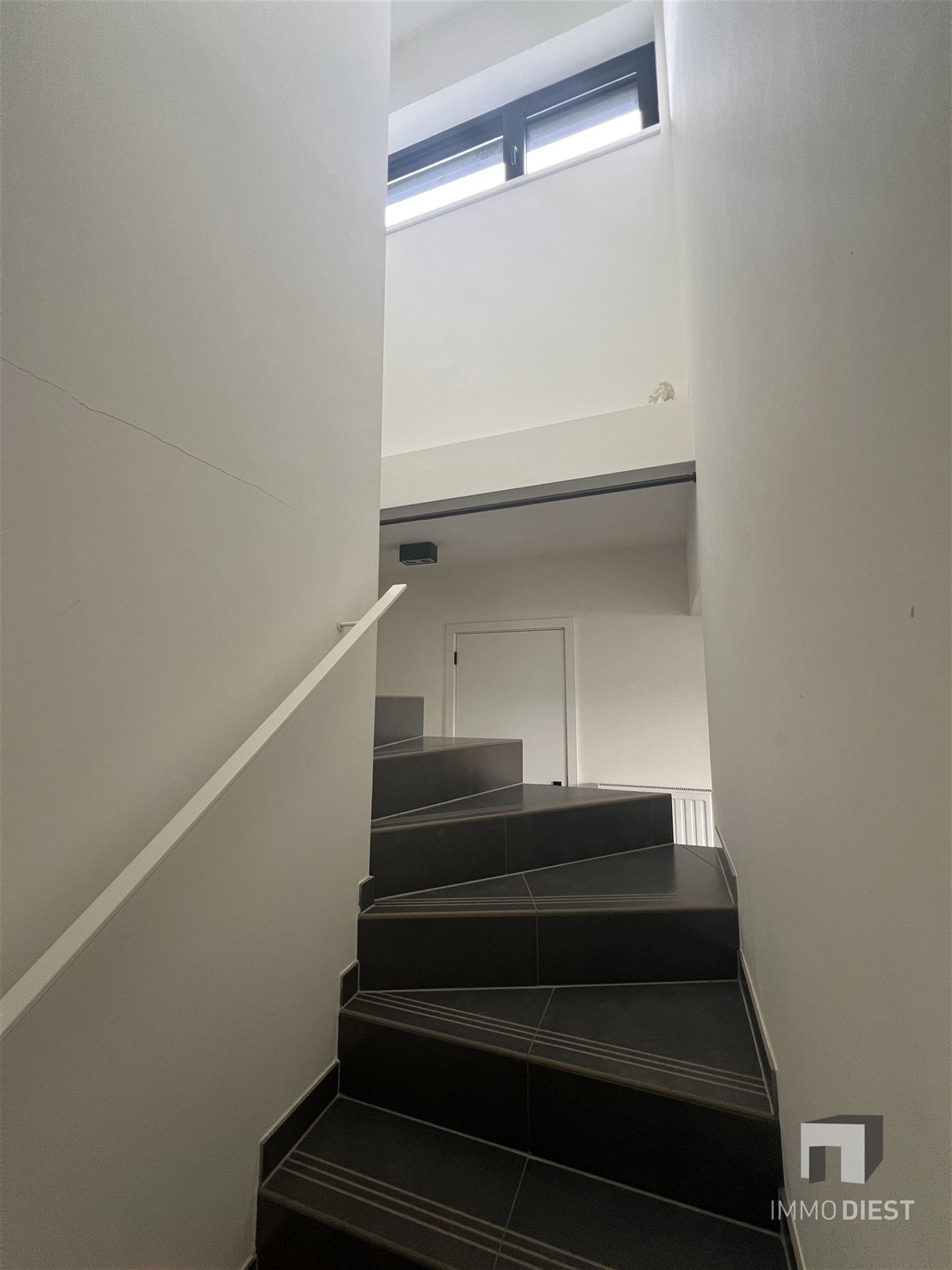 Modern duplex appartement met 3 slpkmrs foto 15