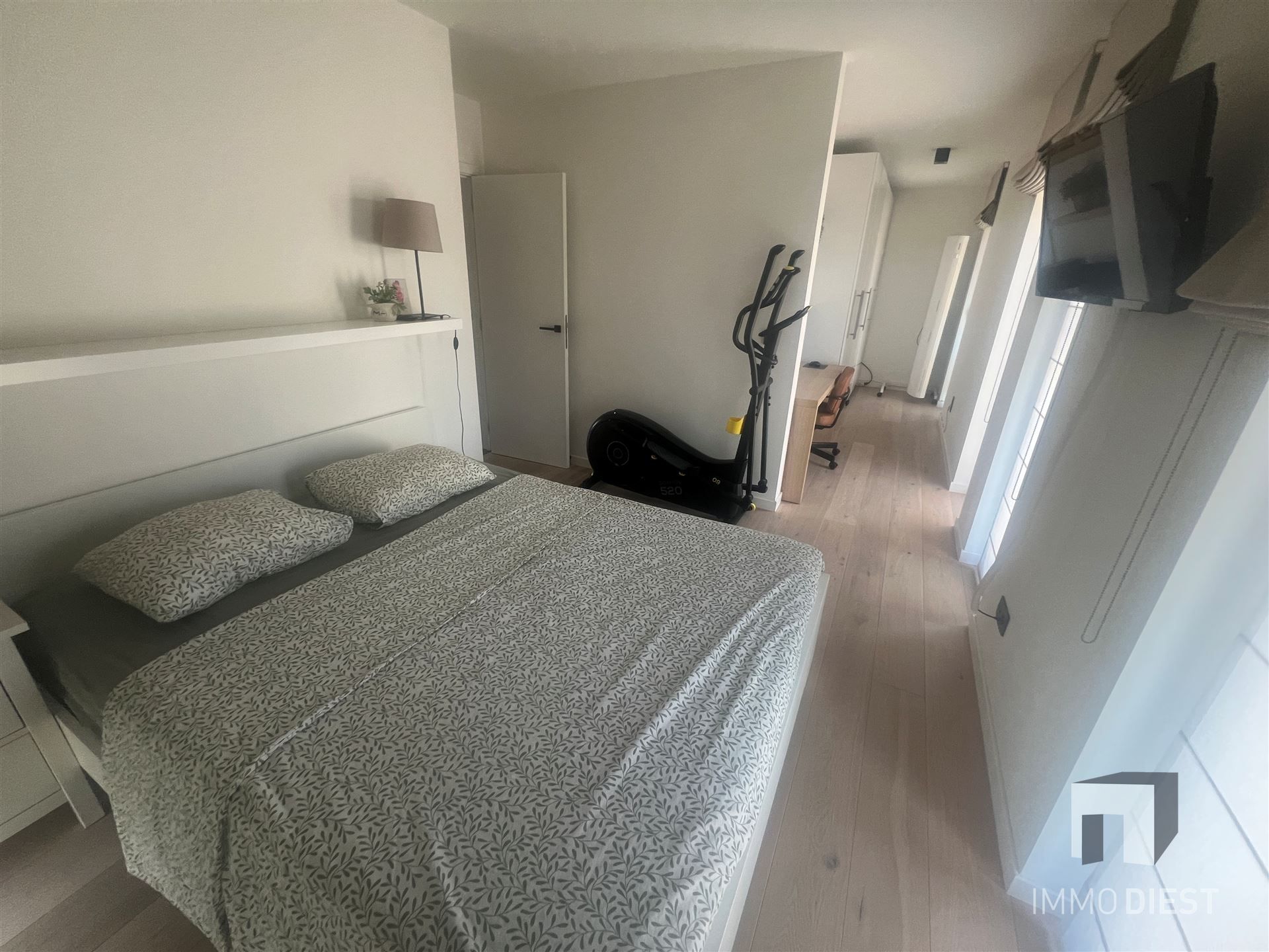 Modern duplex appartement met 3 slpkmrs foto 15