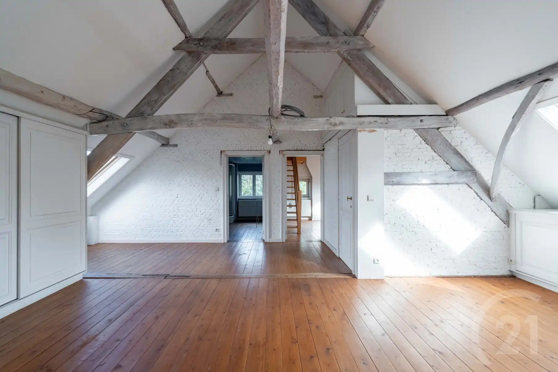 Elegante herenwoning met 6–7 slaapkamers foto 21