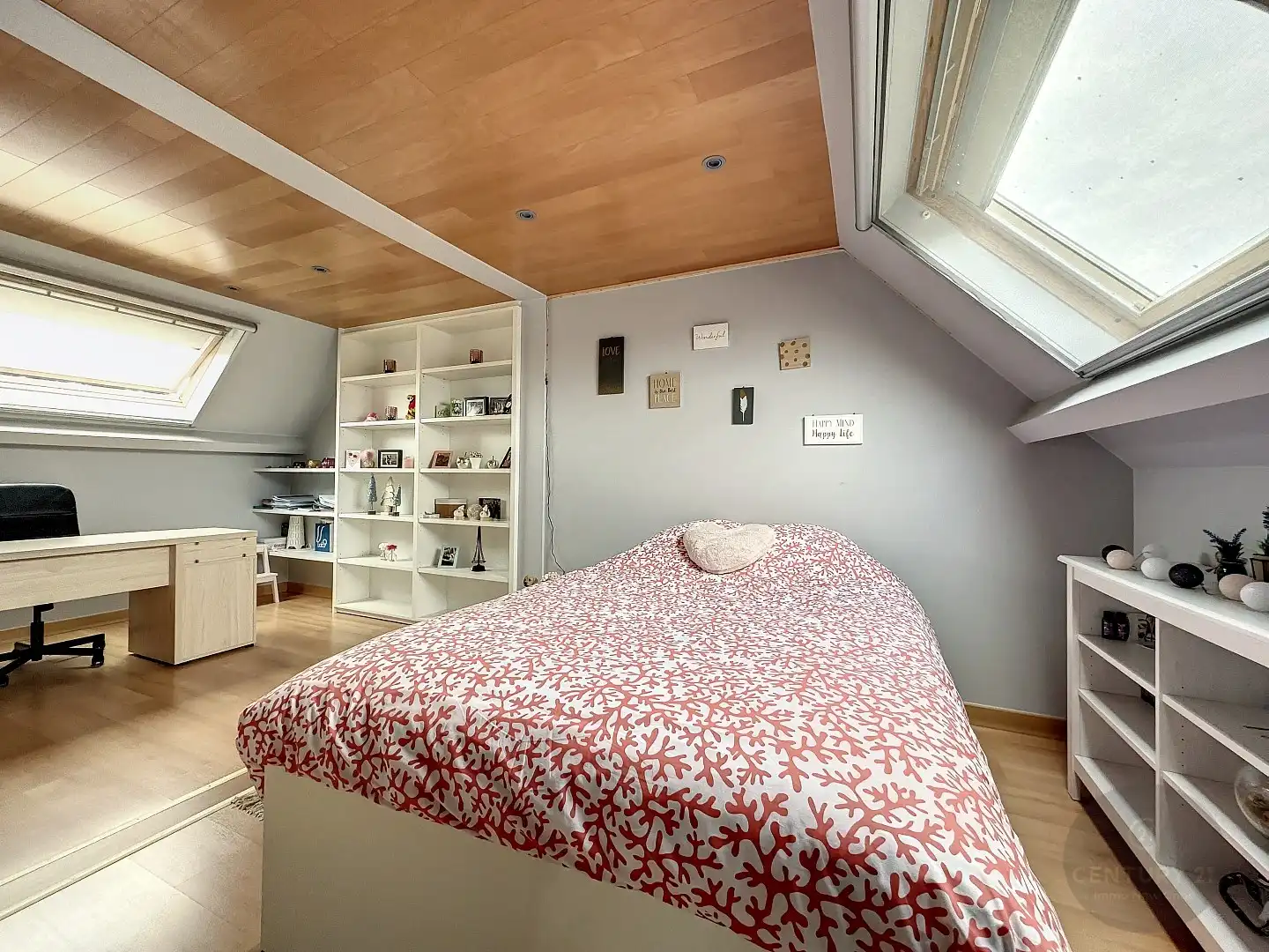 RUIME en LICHTRIJKE woning!! foto 18