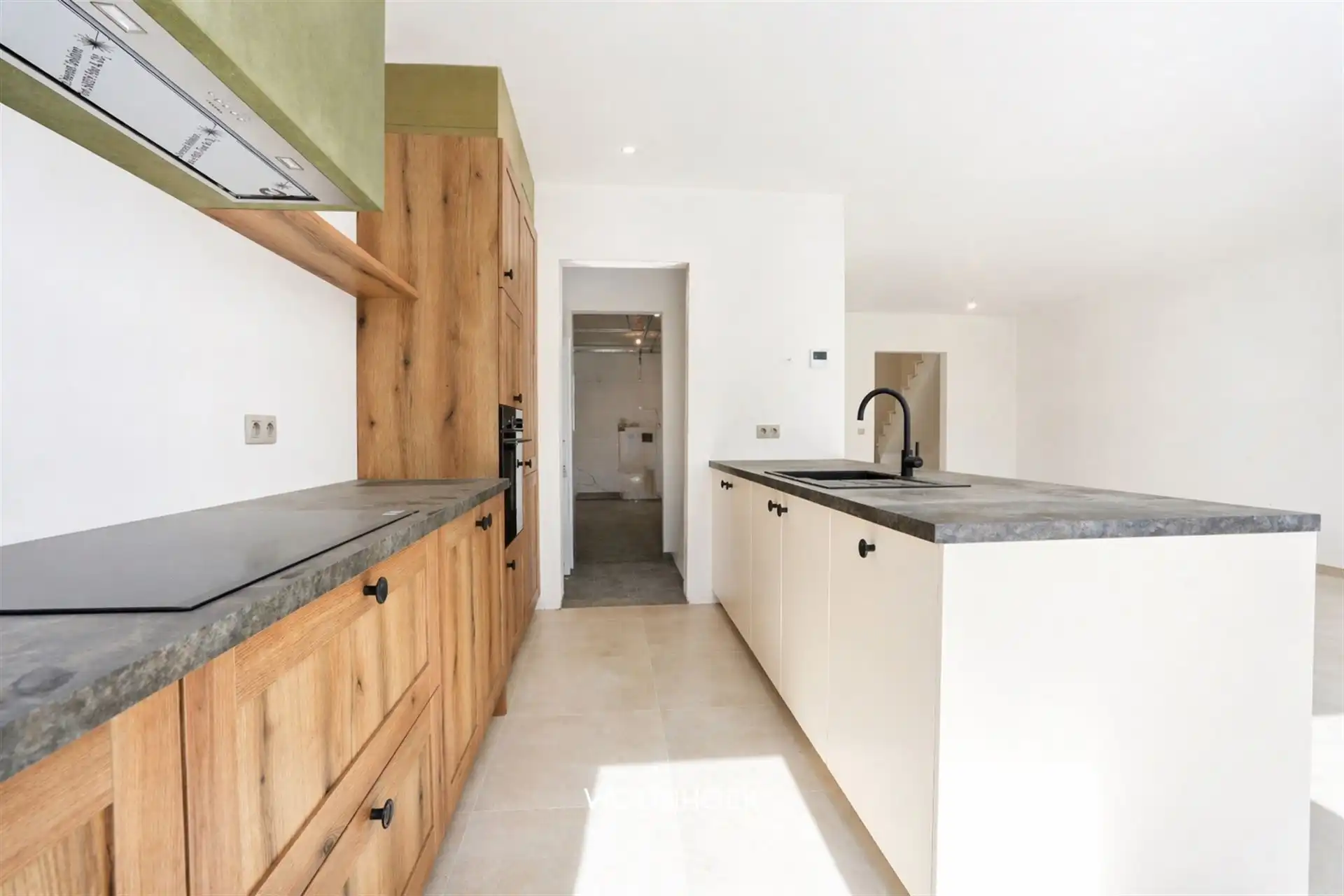 Stijlvolle nieuwbouwwoning met 4 slaapkamers aan 6% BTW foto 5