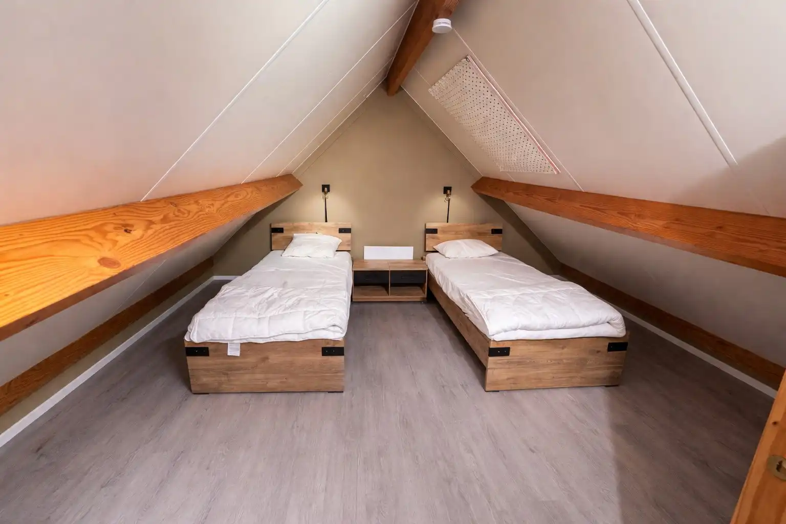 Charmante vakantiewoning met tuin en parking in rustige omgeving. foto 10