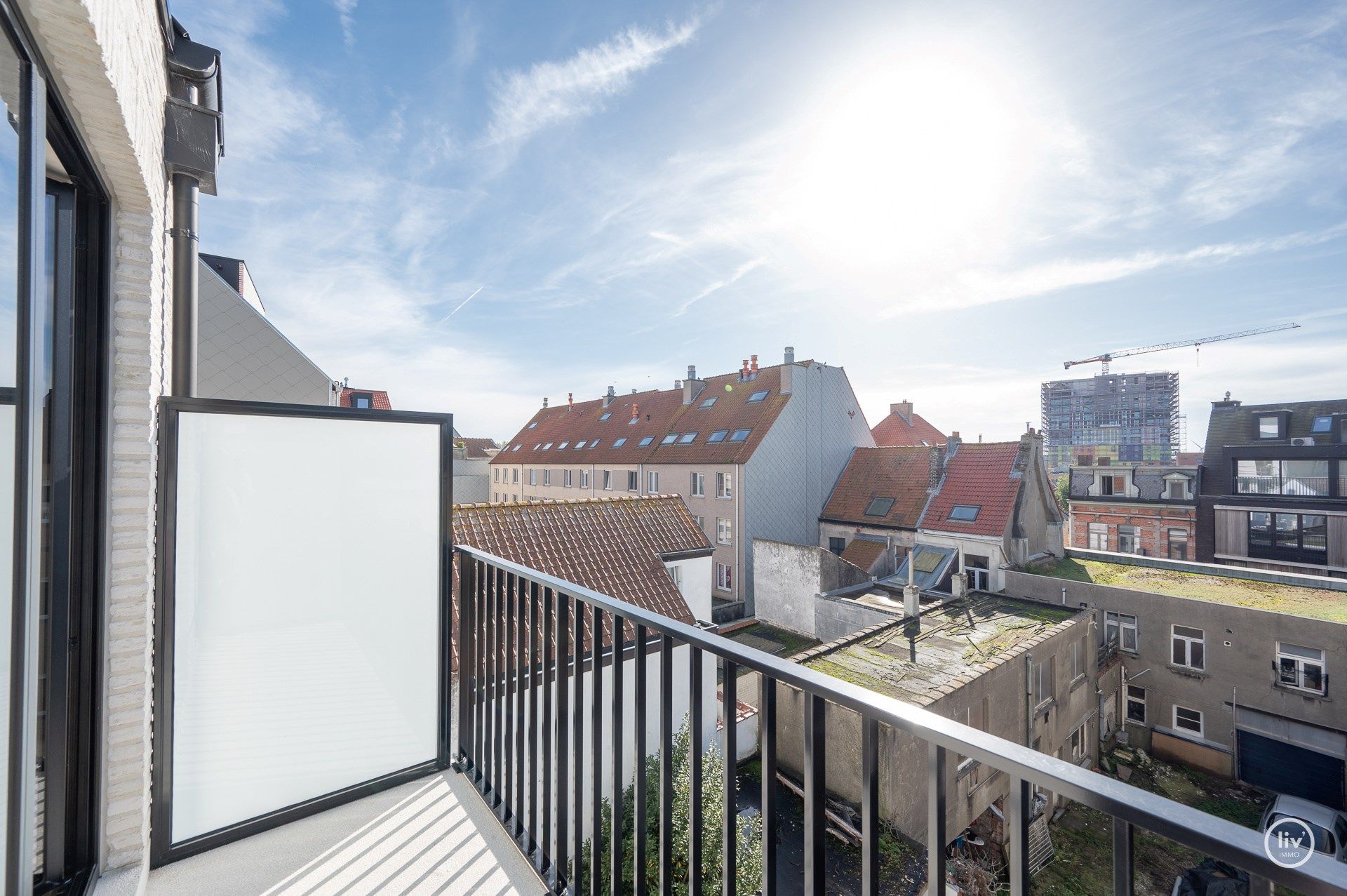 NIEUW - Magnifiek nieuwbouwappartement met twee slaapkamers, op wandelafstand van het strand te Heist. Het appartement is gelegen op de derde verdieping.  foto 18