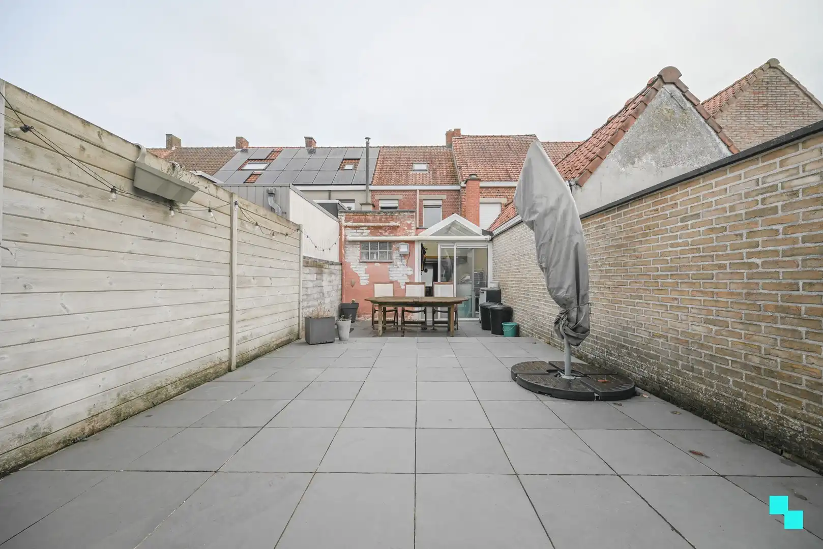 Charmante ééngezinswoning met 2 slaapkamers, ingerichte zolder en gezellig west terras foto 24