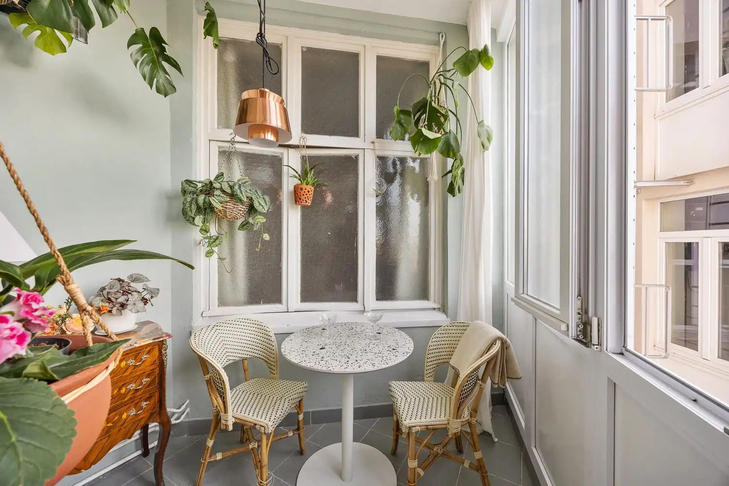 Stijvol en energiezuinig wonen in hartje Antwerpen, onder de iconische Boerentoren - 2 slk en 2 badk! foto 14