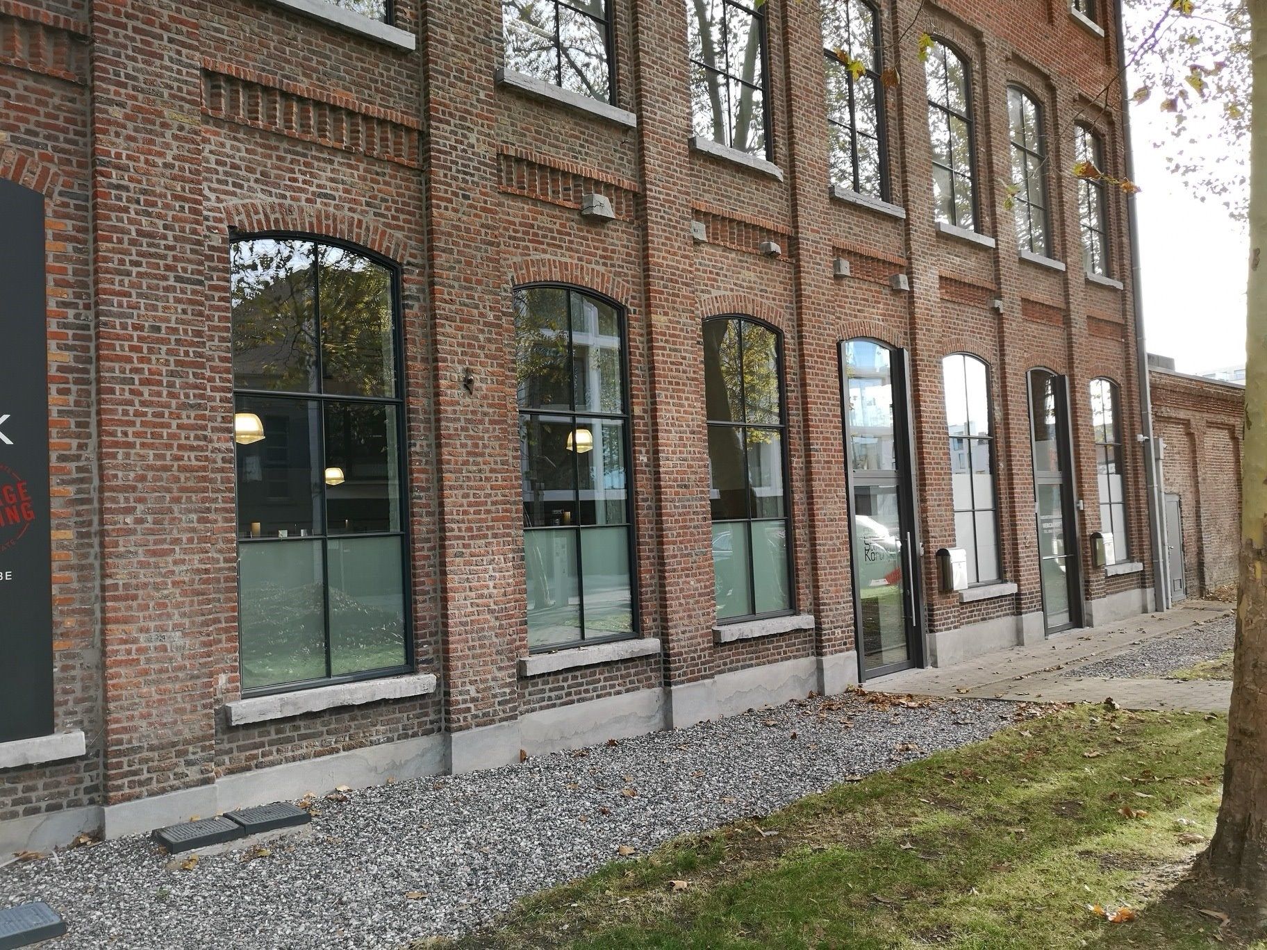 Top afgewerkt kantoor van 244 m² nabij de Leieboorden - parking beschikbaar foto 18