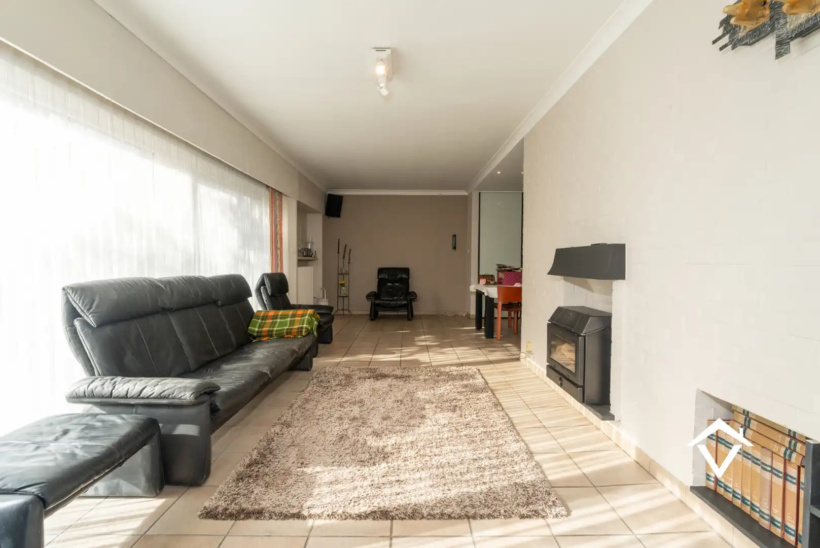 Woning met 4 slaapkamers en garage te Koekelare foto 3