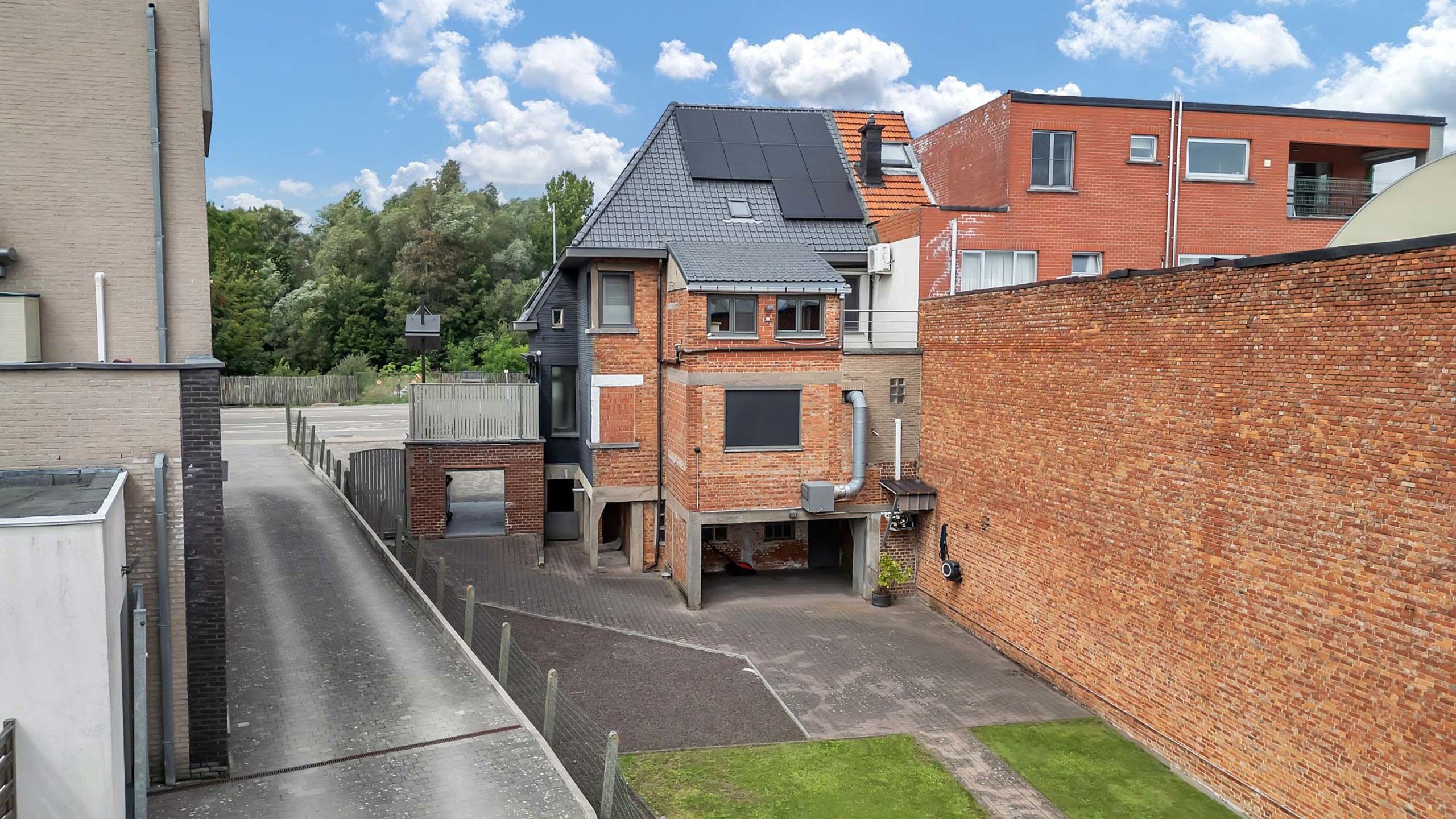 Authentieke woning met handelszaak op toplocatie foto 31