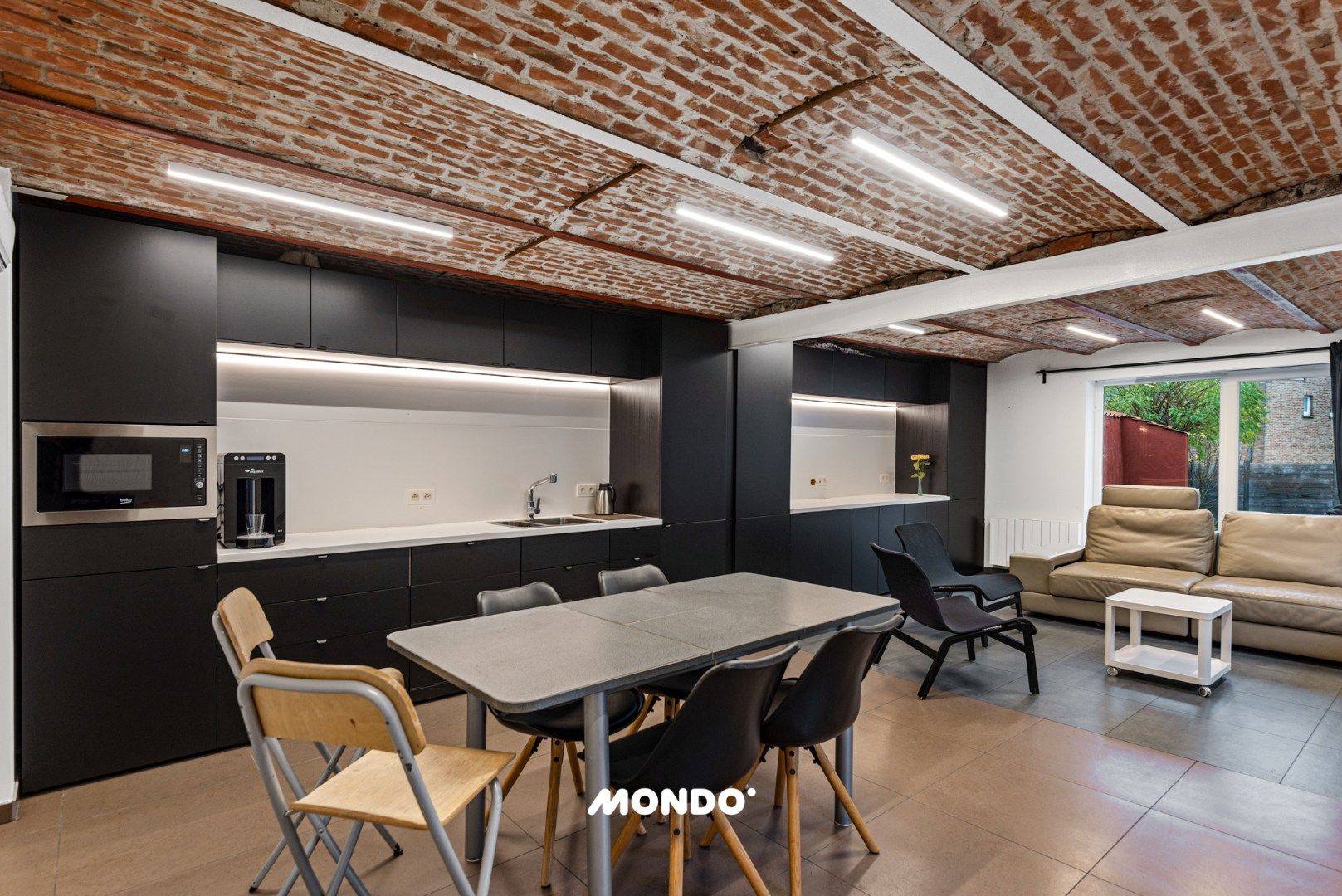 Ruime gezinswoning (5SLK) Meise: met Poolhouse, zwembad en 60m² Opslag/Garage. foto 17