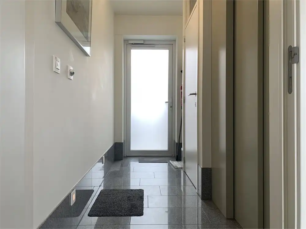 Appartement met mooie ligging op de markt van Torhout foto 16
