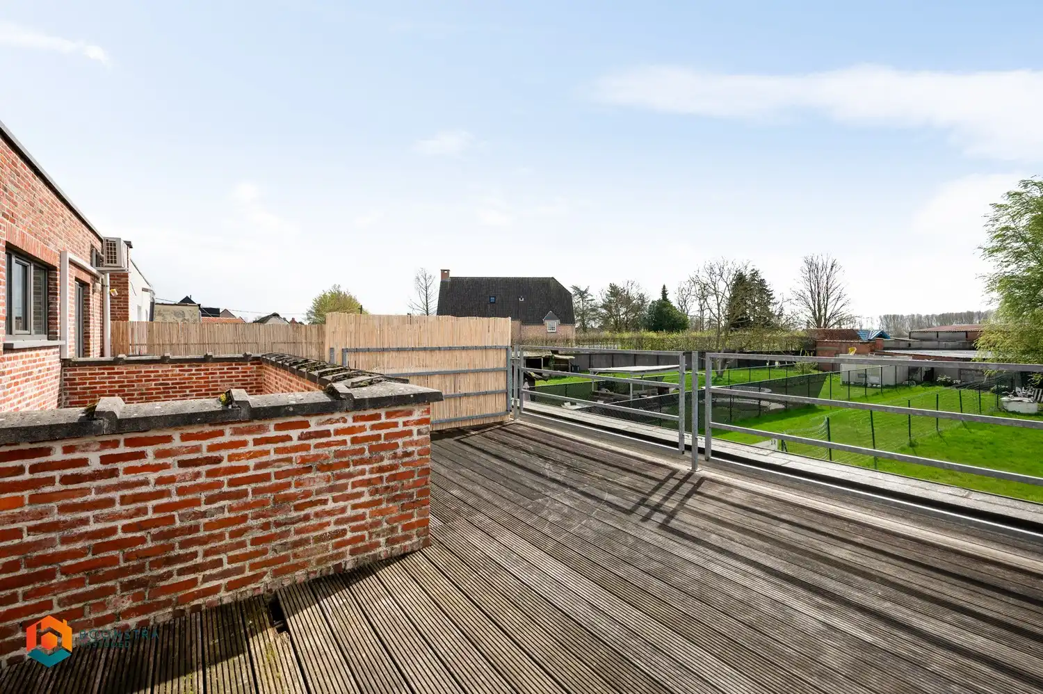 1 slpkr app met ruim terras foto 15