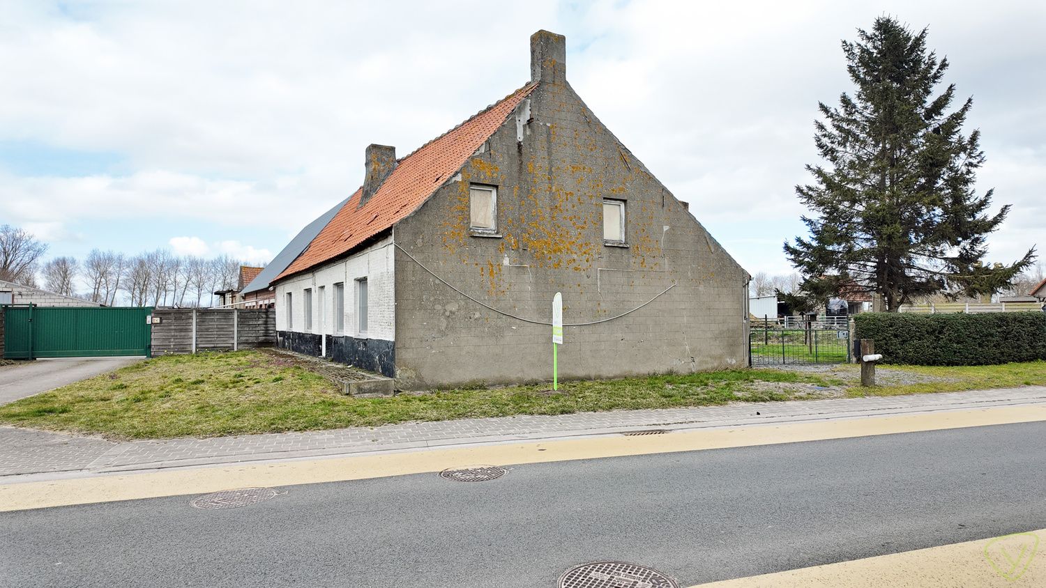 Te renoveren woning gelegen te Sint-Laureins langsheen de Vlamingstraat nabij het centrum. foto 7