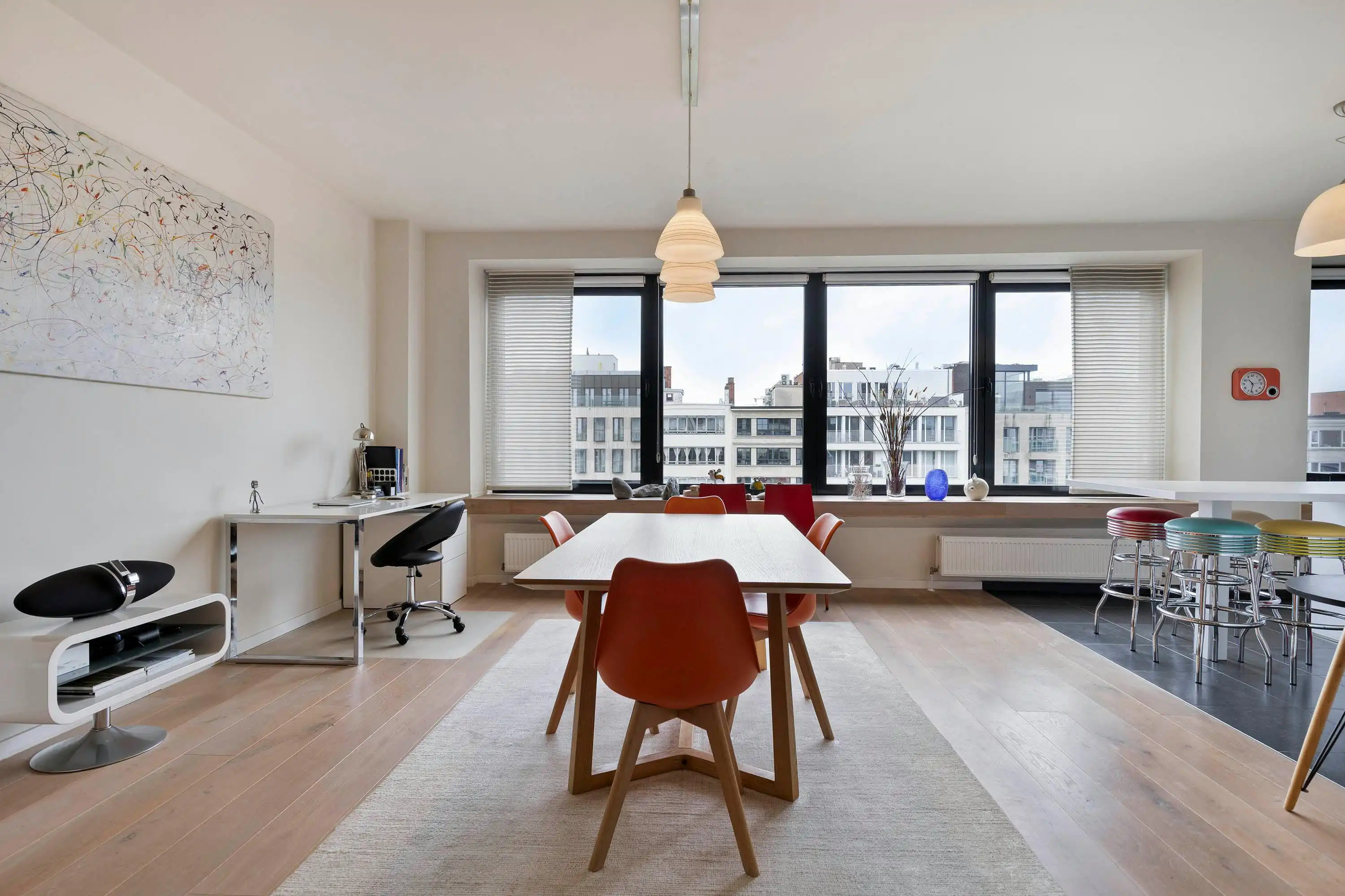 Instapklaar appartement van ca. 130 m² te koop op toplocatie foto {{pictureIndex}}