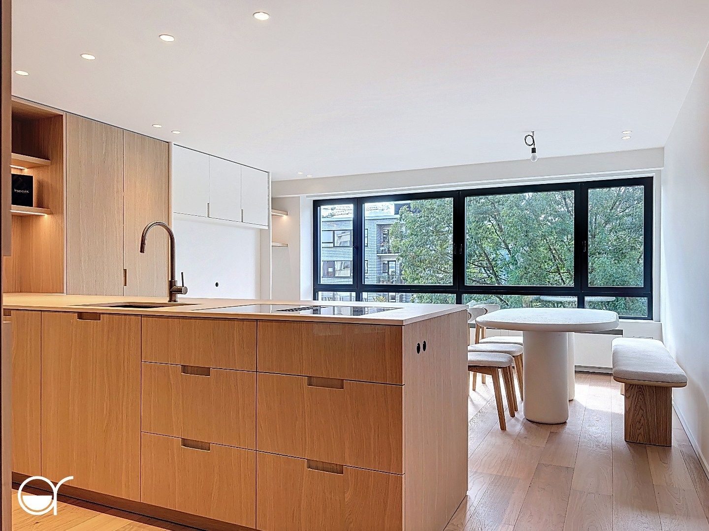 Modern en instapklaar appartement met terras op wandelafstand van het centrum van Gent. foto 4