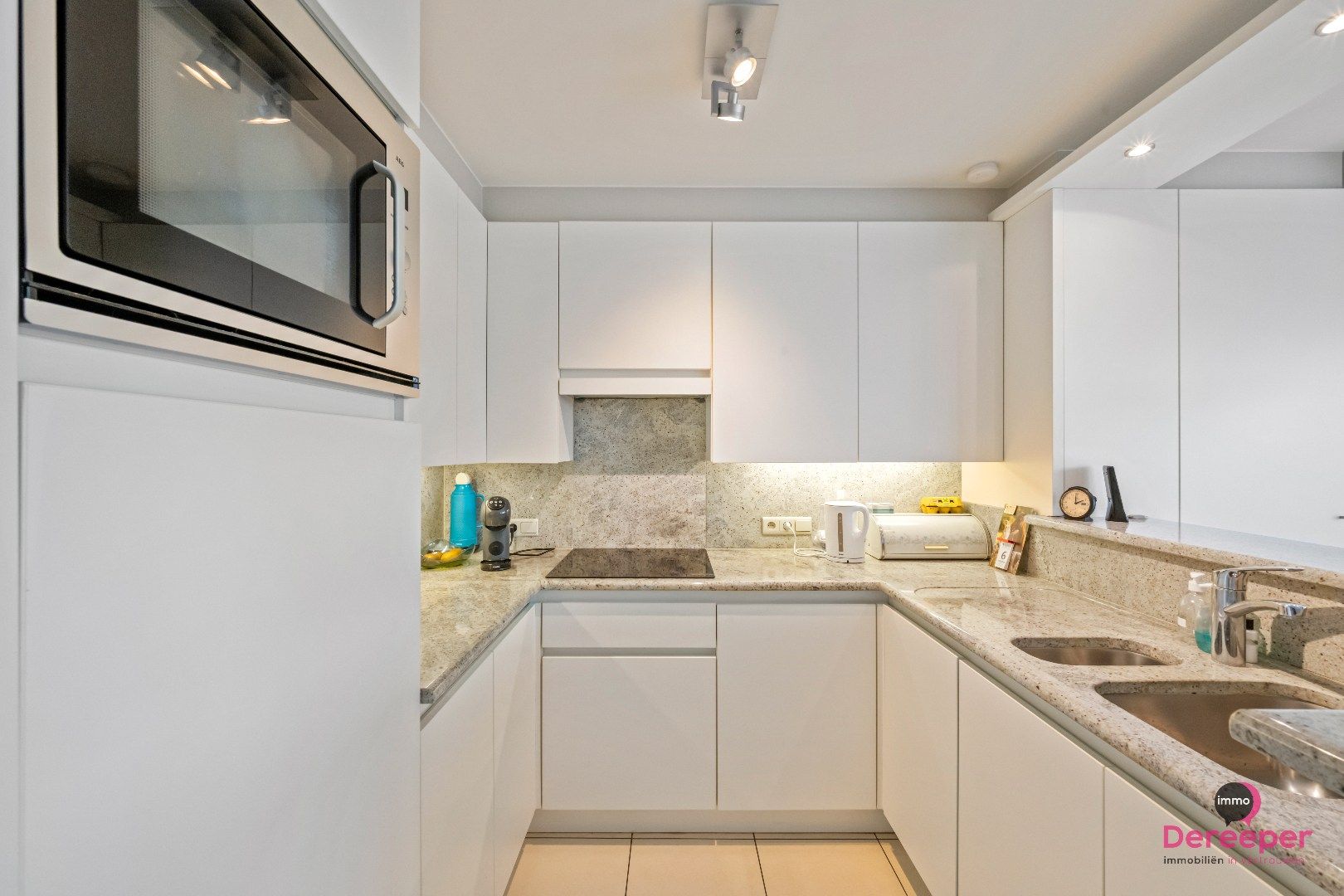 Charmante duplex met garage en autostaanplaats op wandelafstand van het strand  foto 3