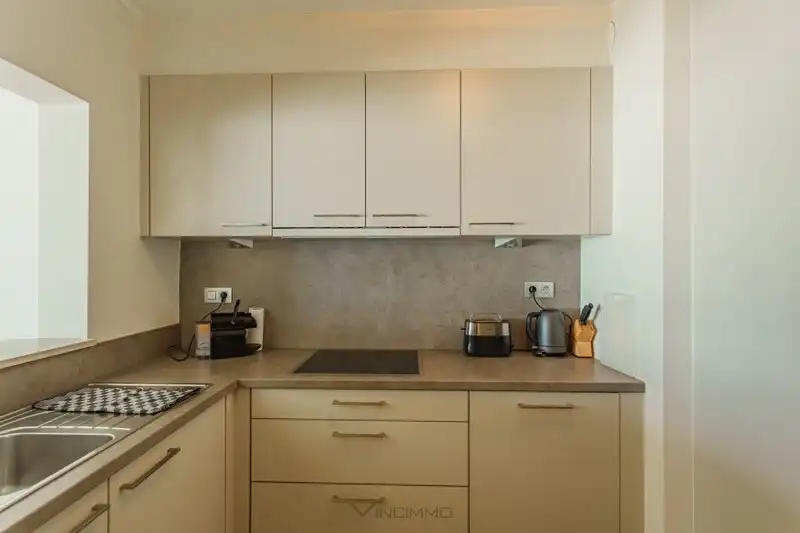 Ruim en gemeubeld appartement met 3 slaapkamers en zeezicht! foto 5