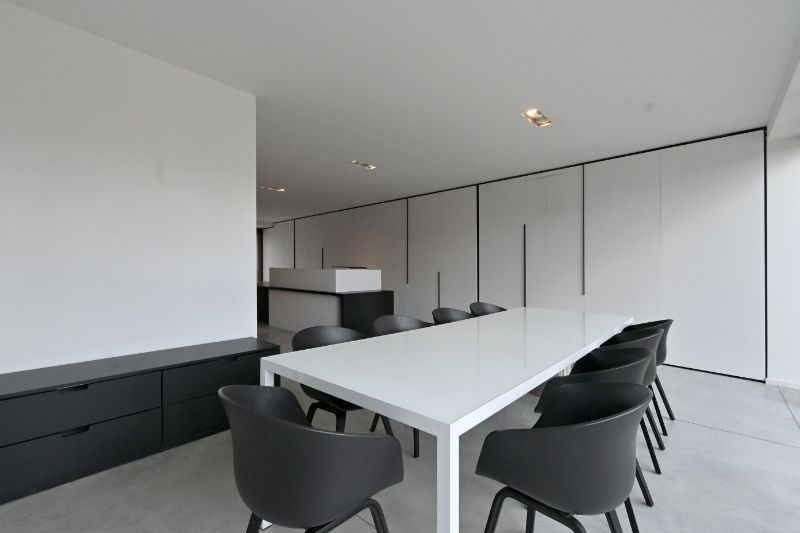 Modern ingerichte kantoorruimte foto 9