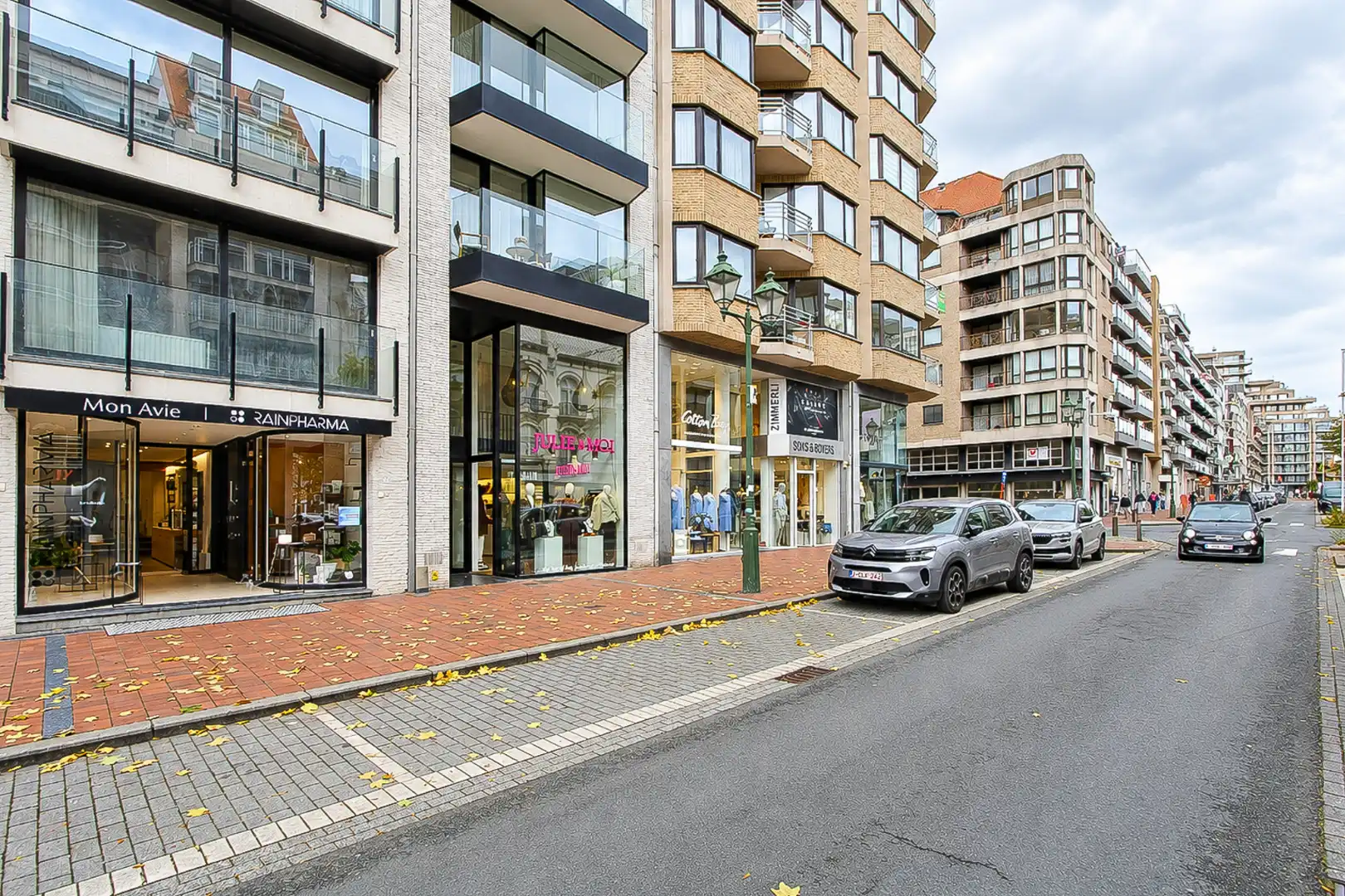 Moderne winkel met hoge plafonds te huur Lippenslaan 333 (vanaf 1/4/2027) foto 7