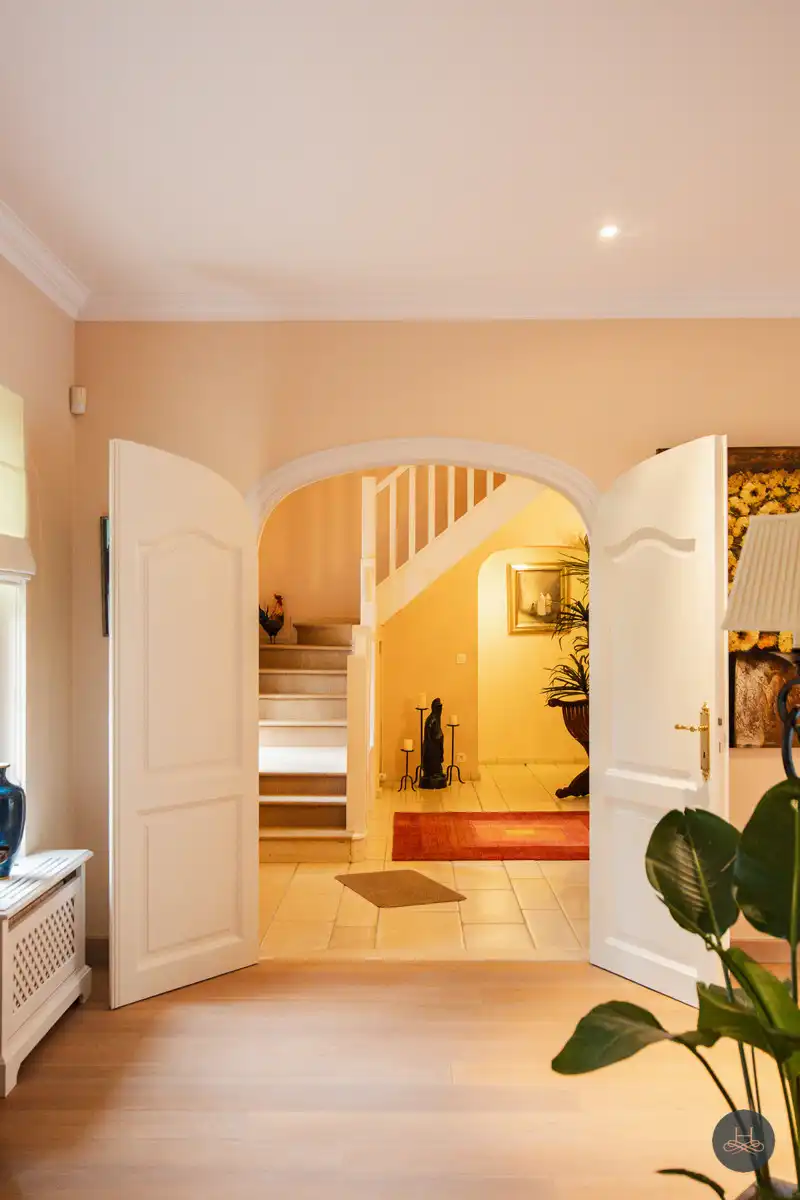 Exclusieve villa met binnenzwembad foto 4