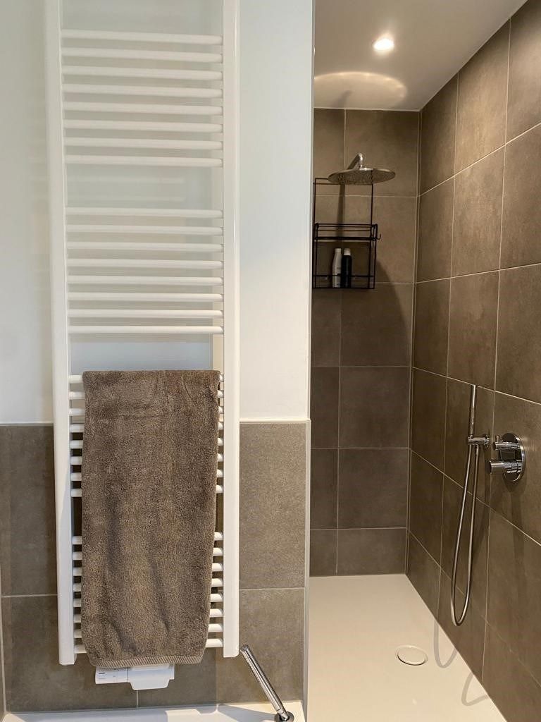 Modern 3-slaapkamer penthouse TE KOOP in centrum Waregem. foto 19