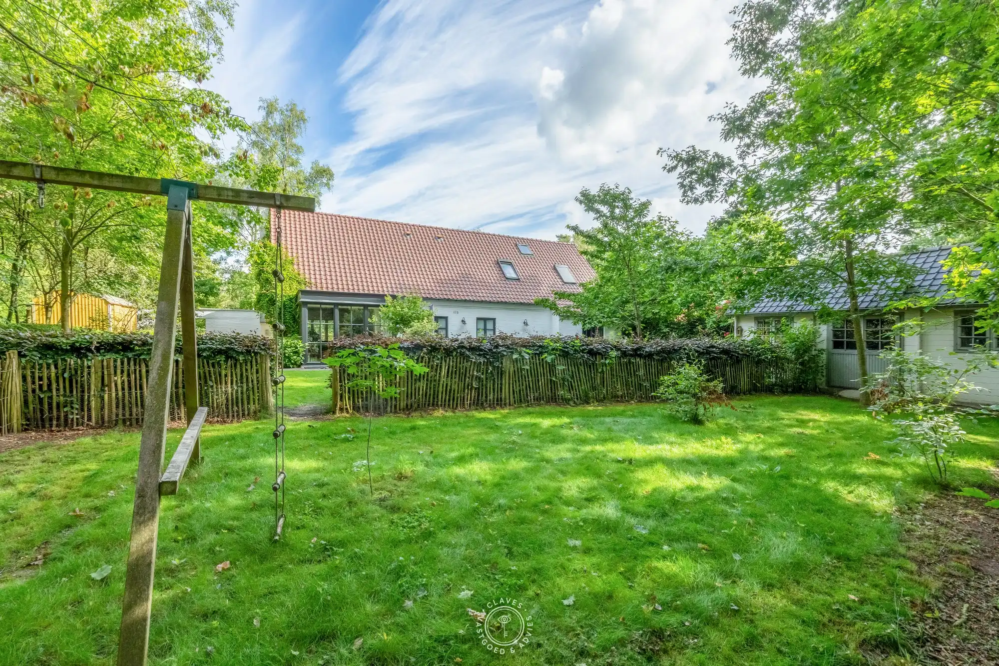 Prachtige villa te Waasmunster, temidden van groen foto 3