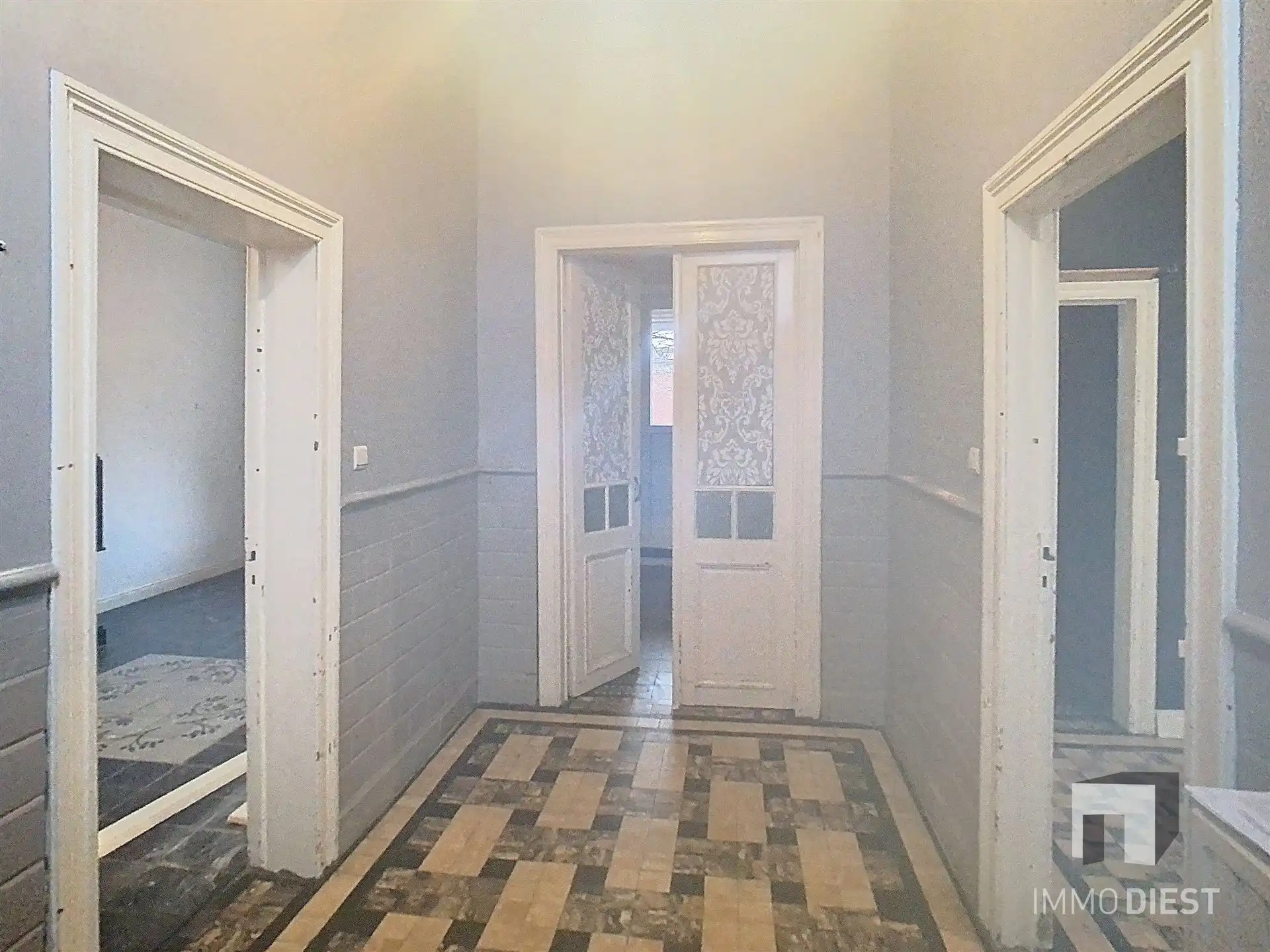 Chamante betaalbare stadswoning met veel potentieel in hartje Diest foto 2