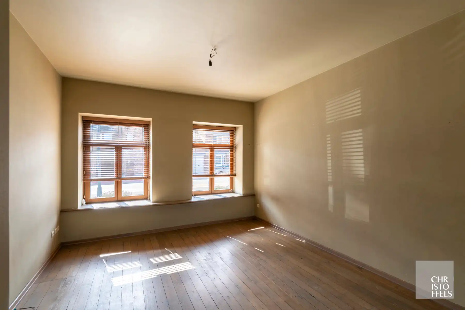 Karaktervol herenhuis (230m²) met stadstuin en garage! foto 12