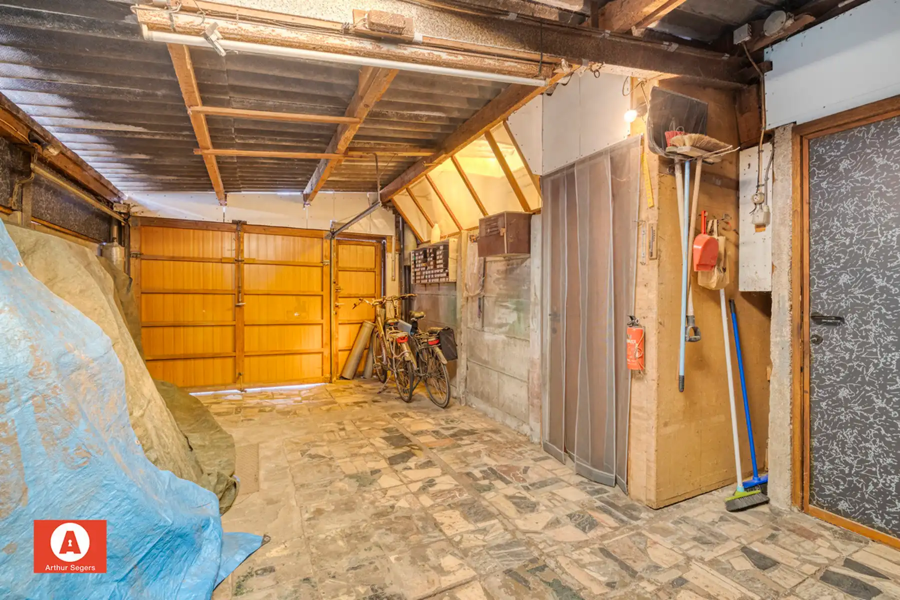 Te renoveren woning nabij centrum Buggenhout foto 16