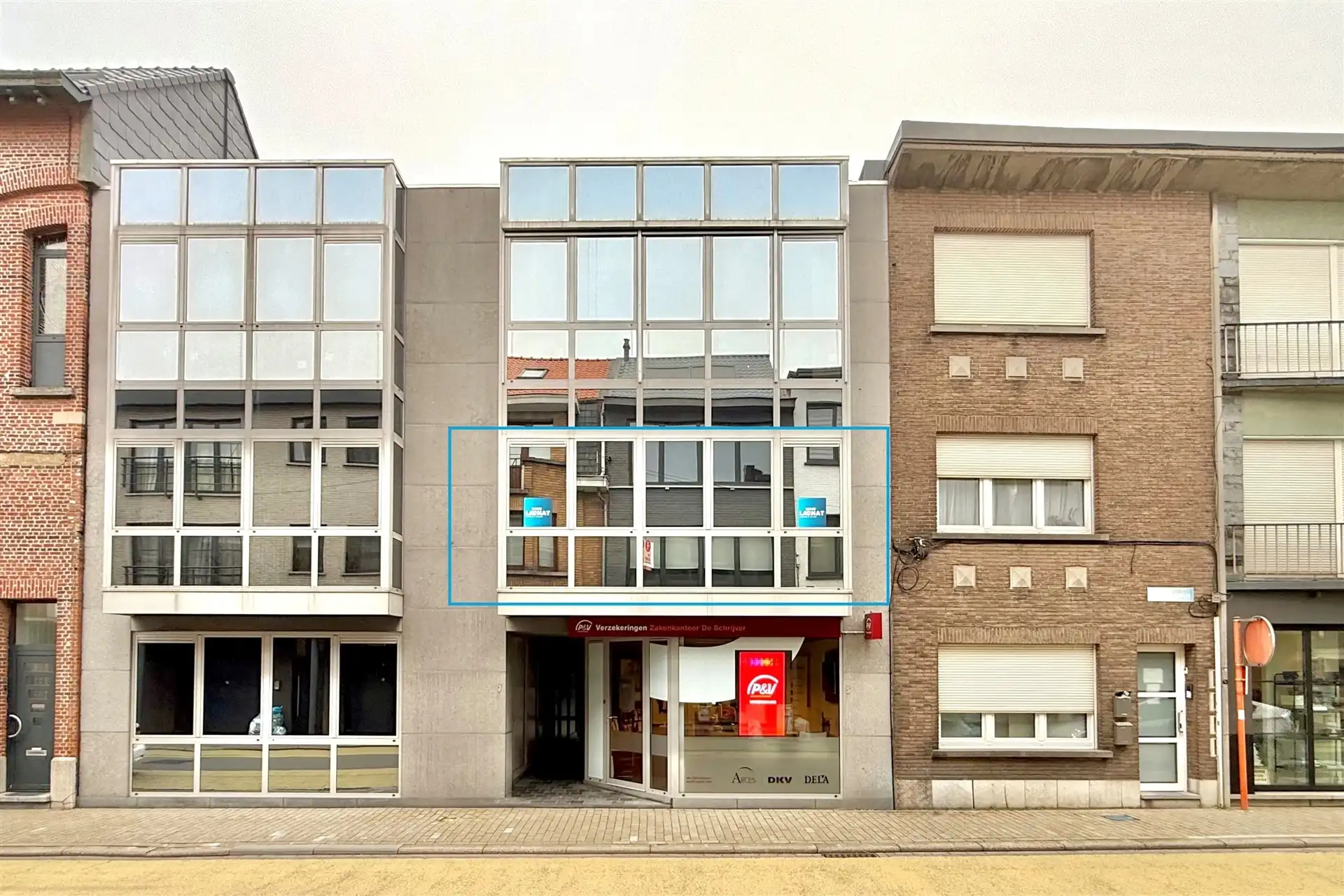 Instapklaar 2-slpk appt met terras en lift foto 20