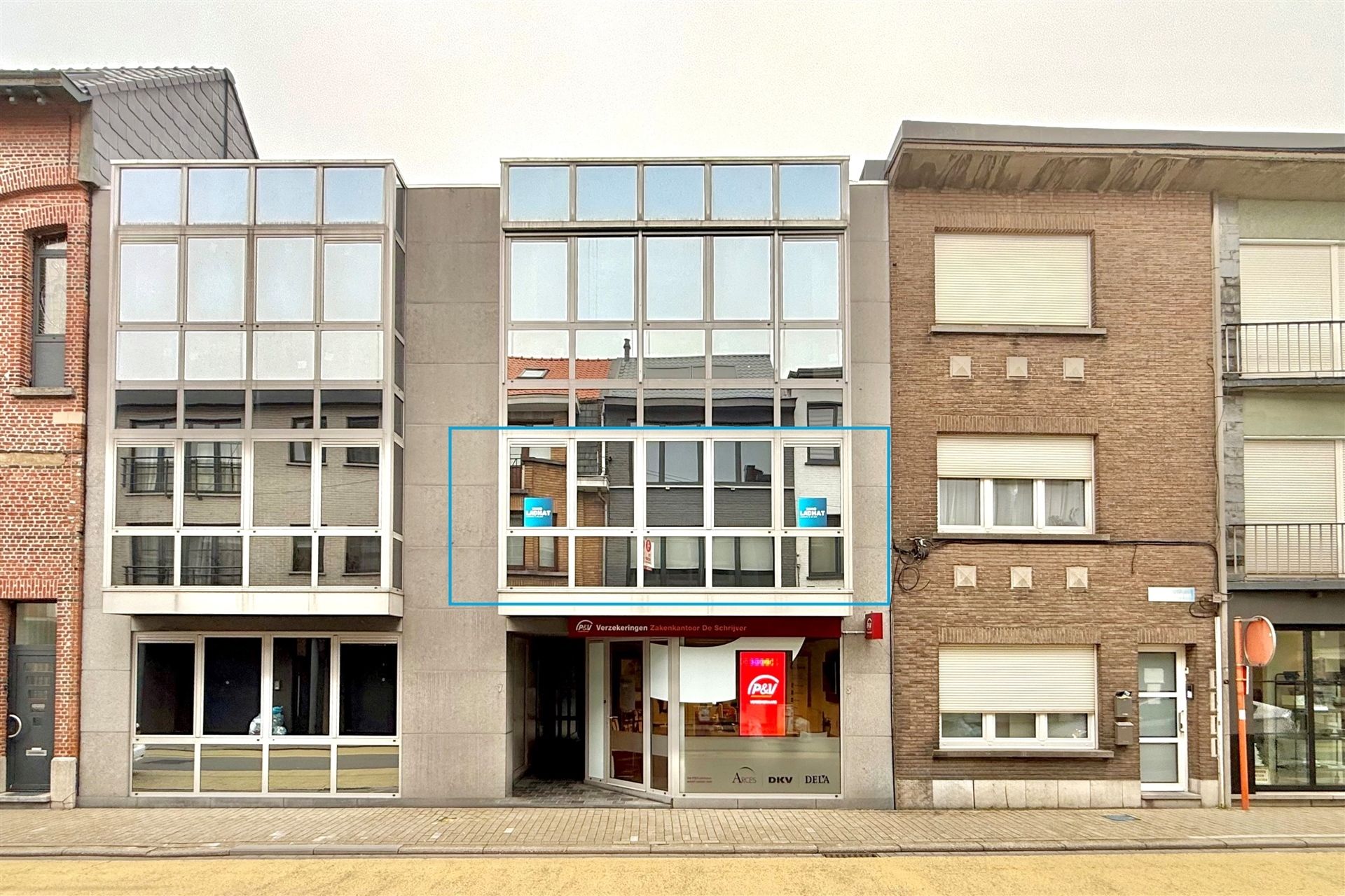 Instapklaar 2-slpk appt met terras en lift foto 20