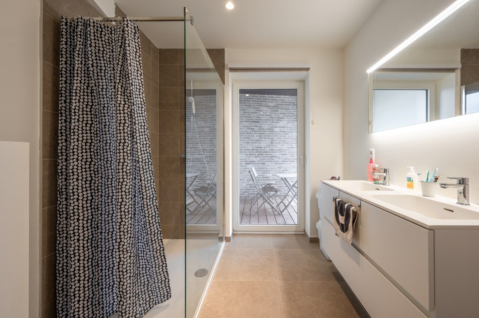 Mooi appartement op centrale ligging! foto 9