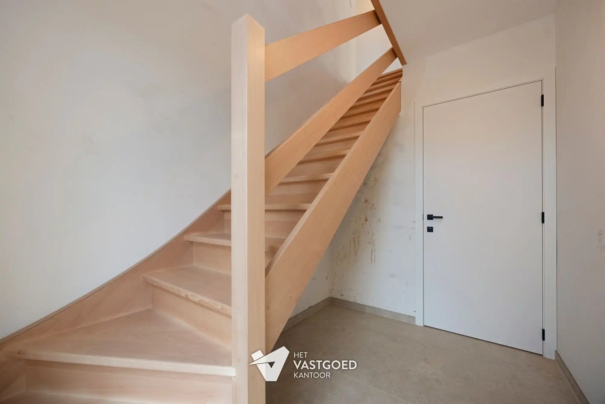 VOLLEDIG AFGEWERKTE EN ENERGIEZUINIGE NIEUWBOUWWONING TE SCHAFFEN foto 9