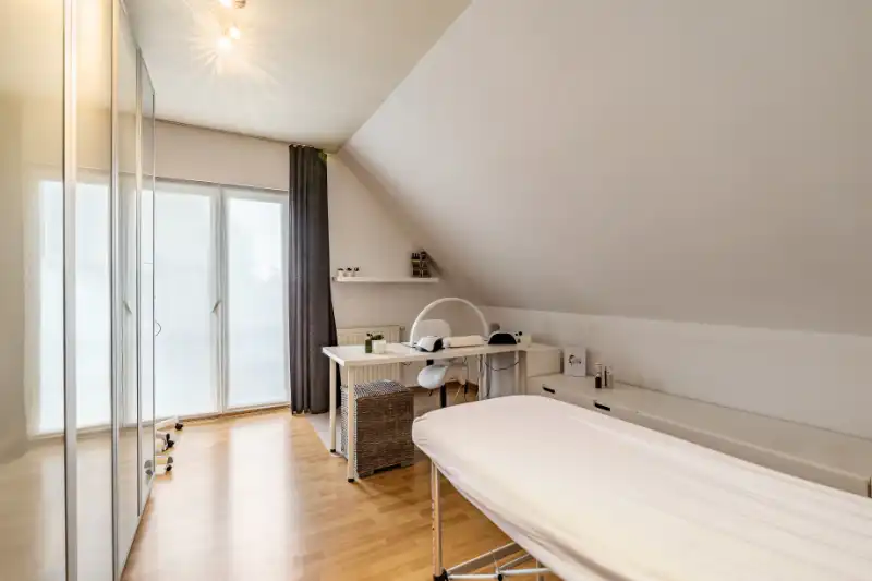 Knap onderhouden sfeervolle woning HOB - Lokeren. foto 15