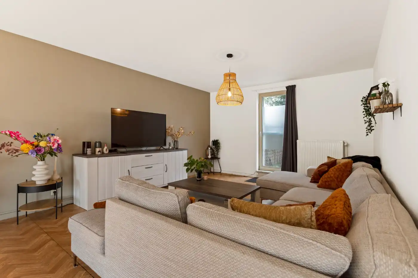 Groot, instapklaar app. met 1 à 2 slpk. en tuin in het centrum van Putte foto 6