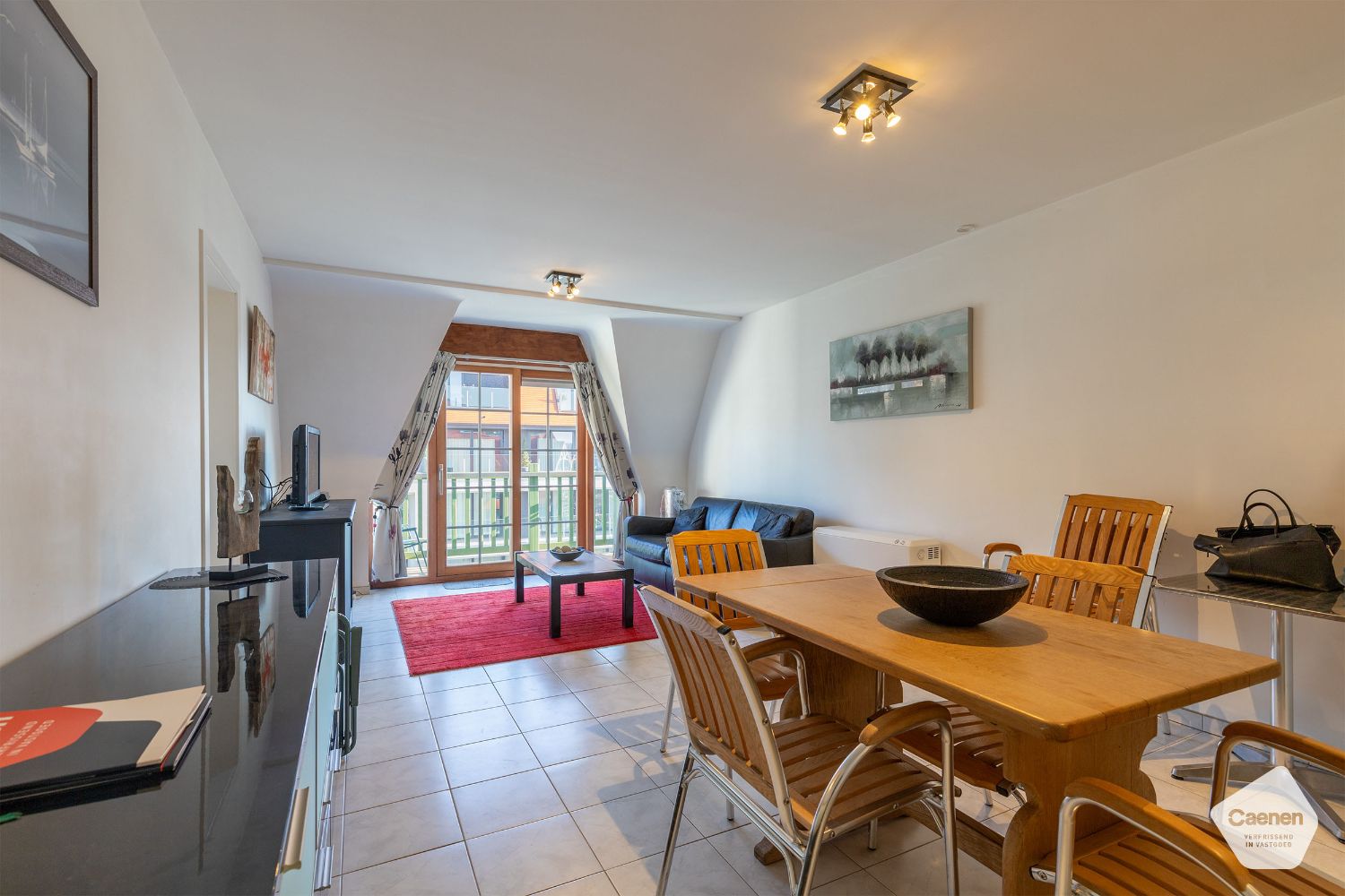 Uitstekend gelegen appartement met 1 slaapkamer + slaaphoek foto 4
