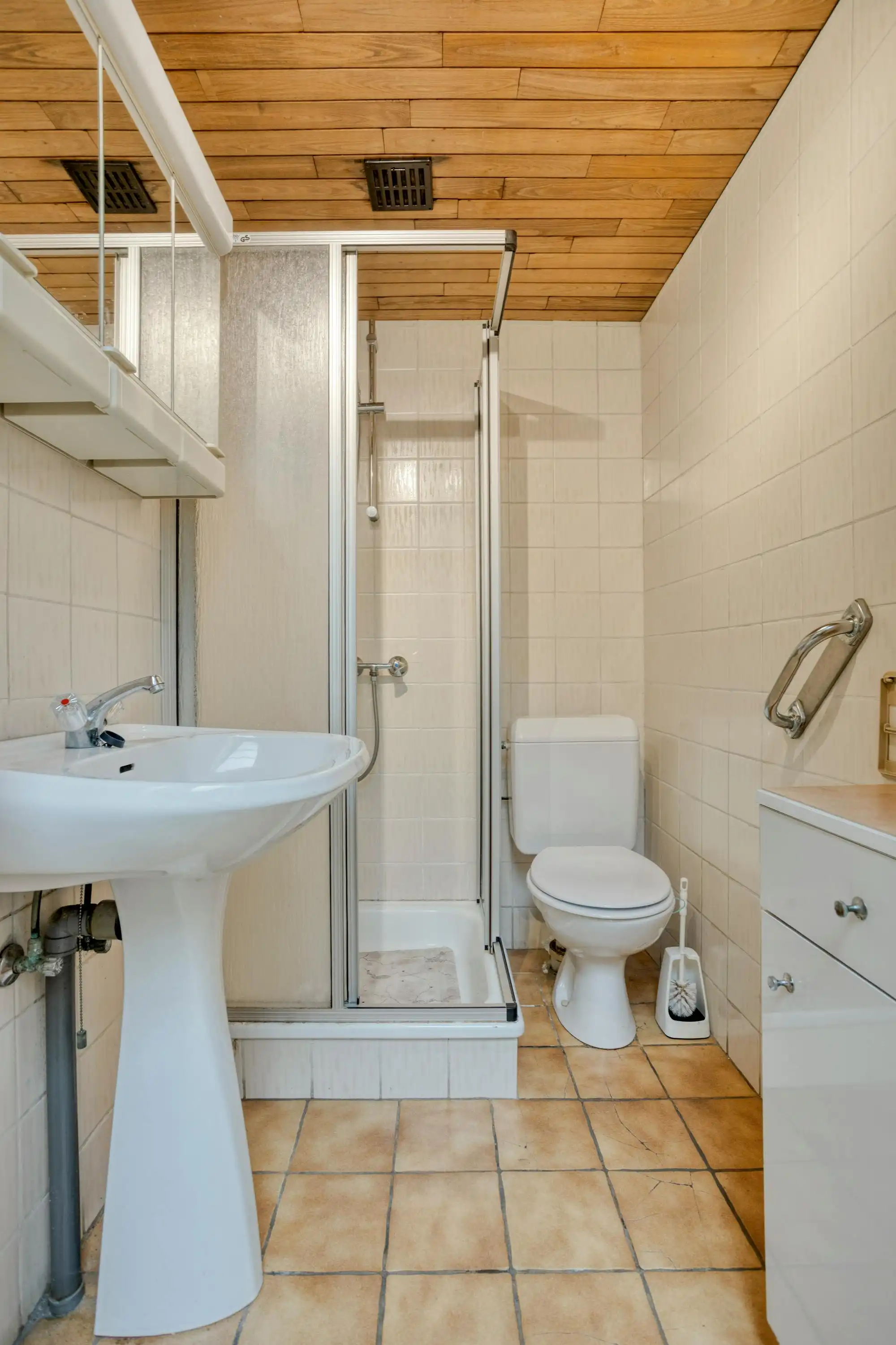 Te renoveren huis met 3 slaapkamers en tuin te koop in Hoboken foto 8