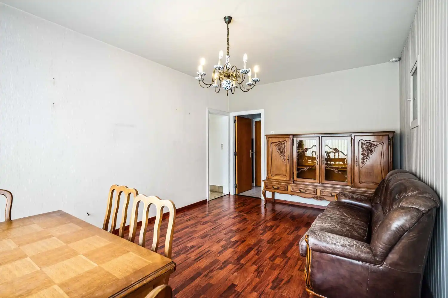RUIME WONING MET 4 SLK EN GARAGE OP PERCEEL VAN 1.625 m²! foto 7