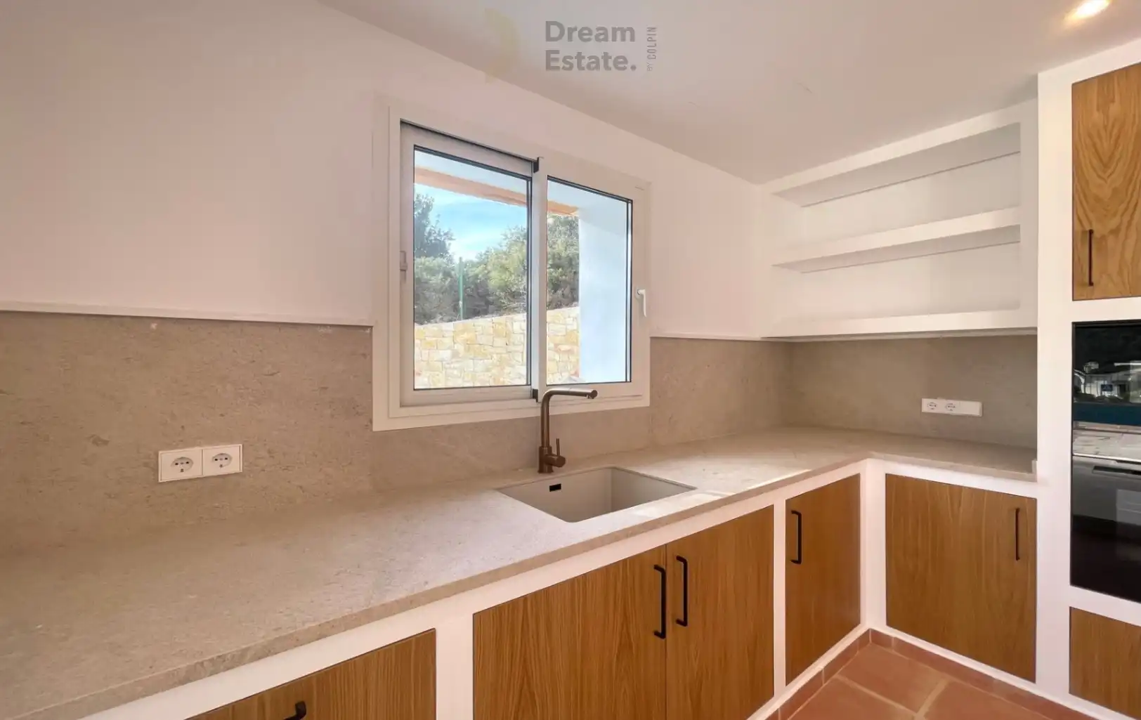 Luxe Ibiza-Style Villa met Panoramisch Bergzicht foto 6