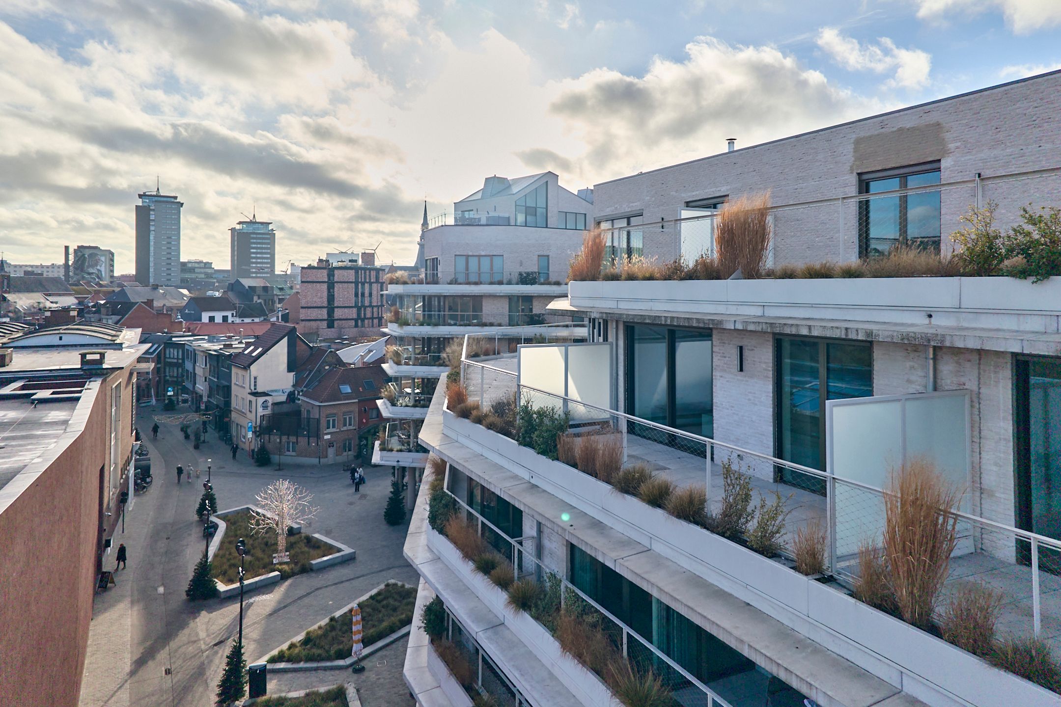 INSTAPKLAAR DOORZONAPPARTEMENT, 108m², 2 SLAAPKAMERS foto 18