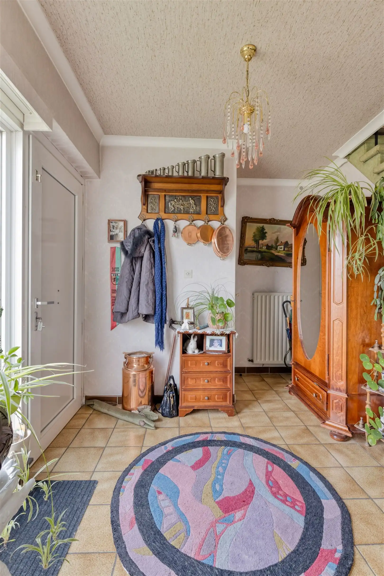 Ruime statige woning in een rustige buurt foto 12