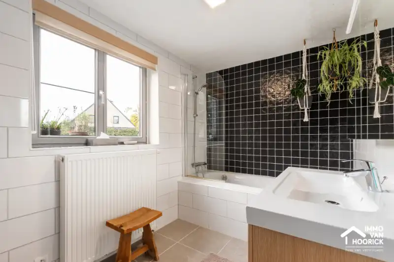 Instapklare karaktervolle OB met 5 slpkmrs met mooie tuin in groene omgeving! foto 19