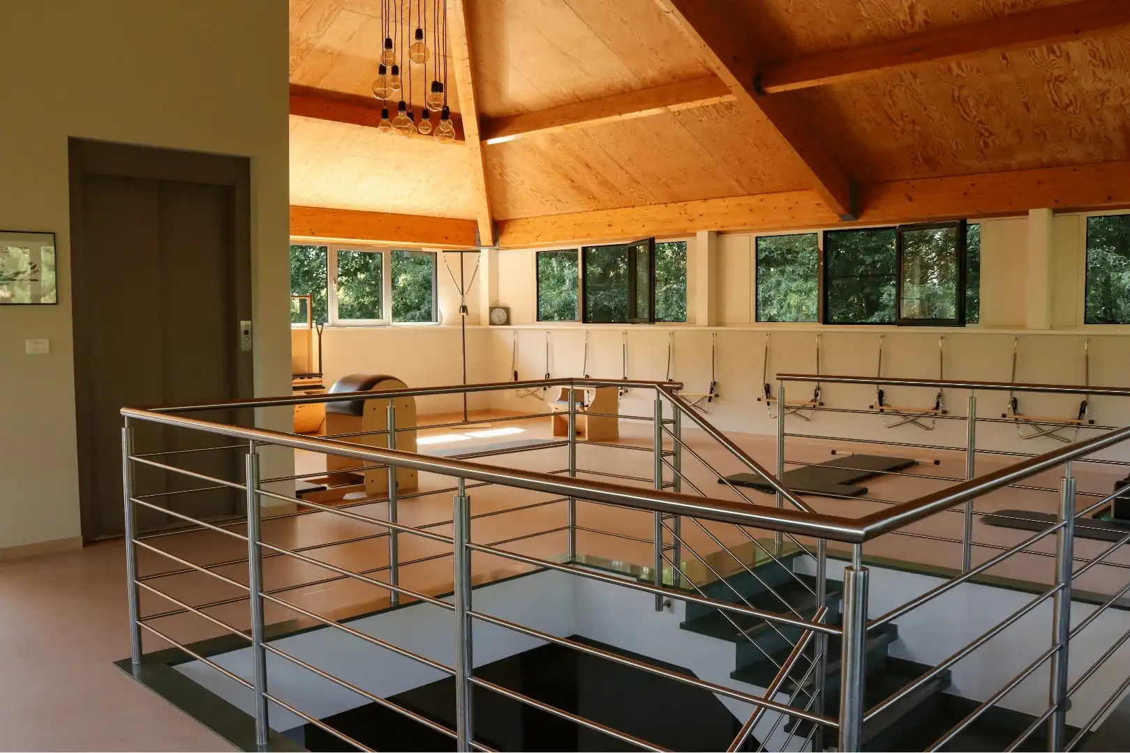Riante villa met binnenzwembad op een uitzonderlijk domein van 6.426 m² foto 23
