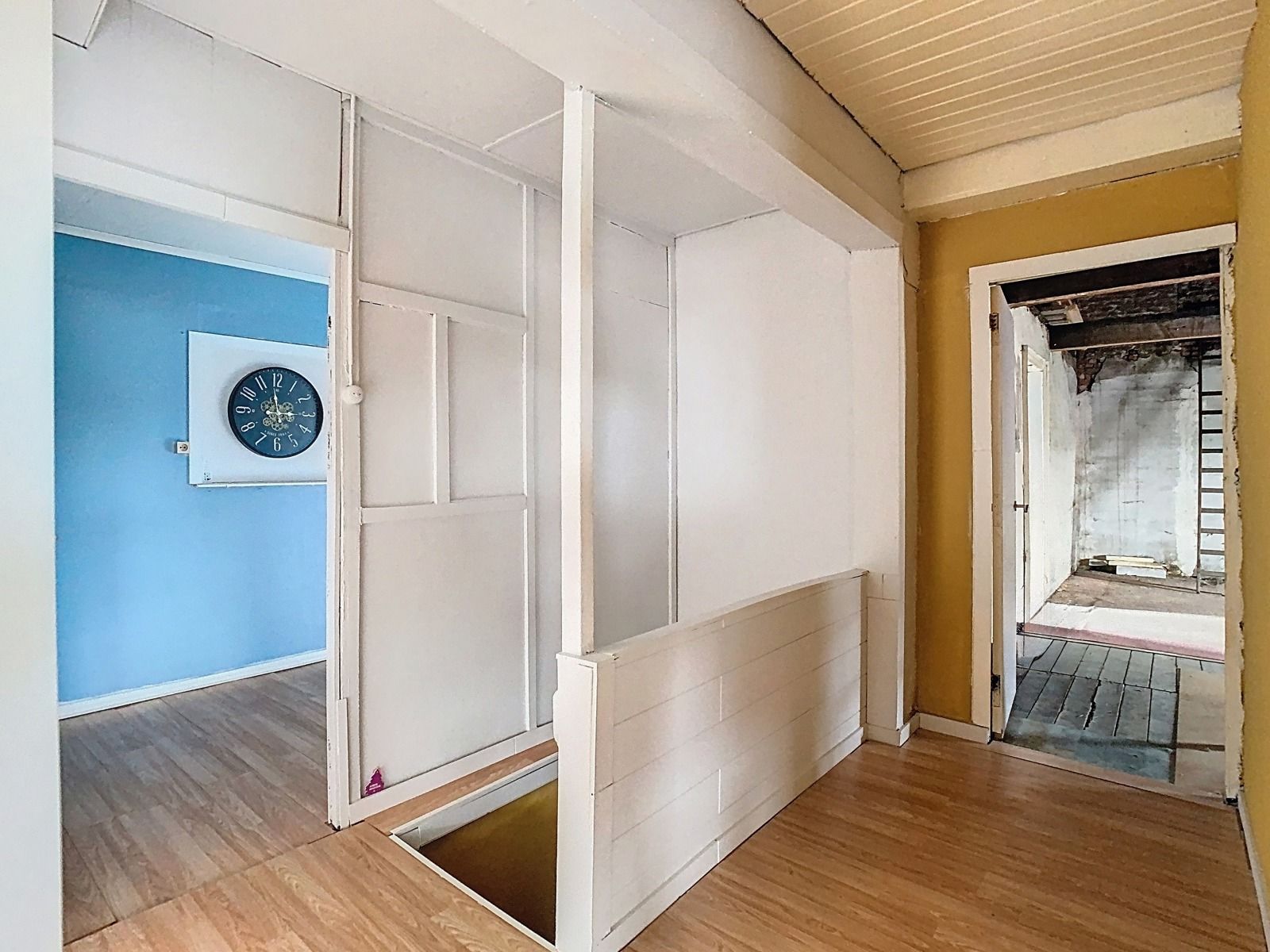 Centraal Gelegen, Zeer Ruime Halfopen Bebouwing met 6 SLPK! foto 10