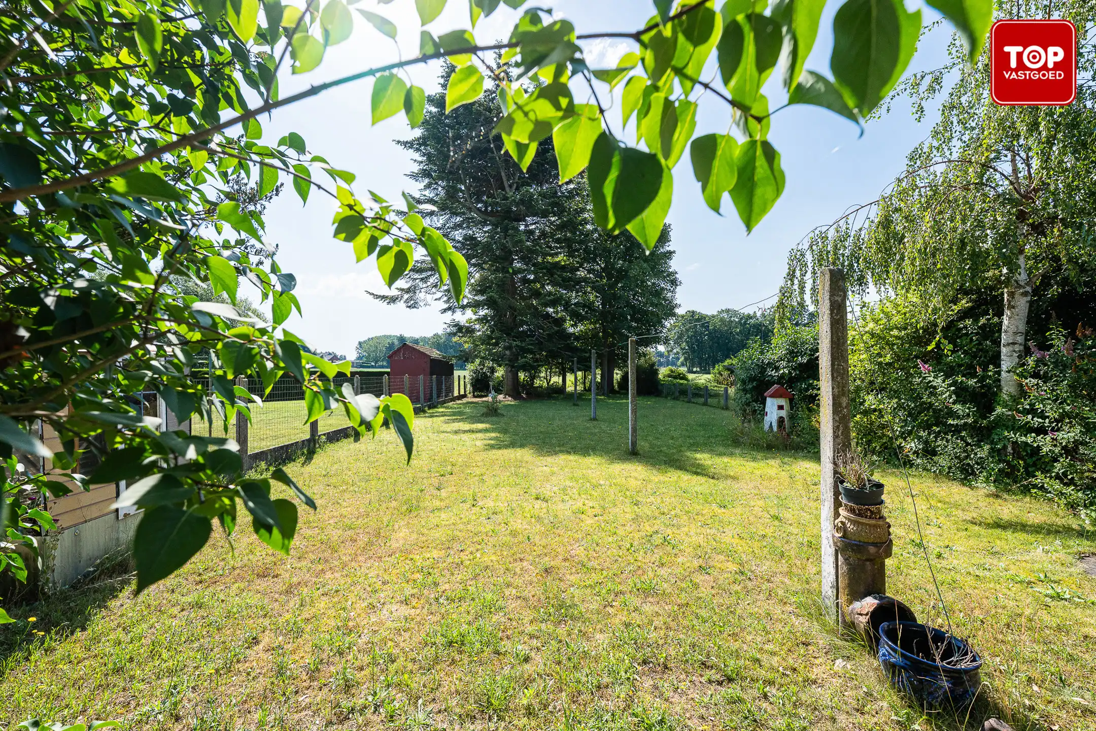 Te renoveren woning met prachtige, zonnige tuin foto 21
