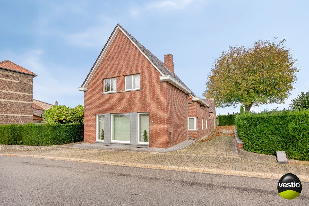 VRIJSTAANDE RUIME WONING OP 7A40CA MET 4 SLK EN POLYVALENTE RUIMTE. foto 34