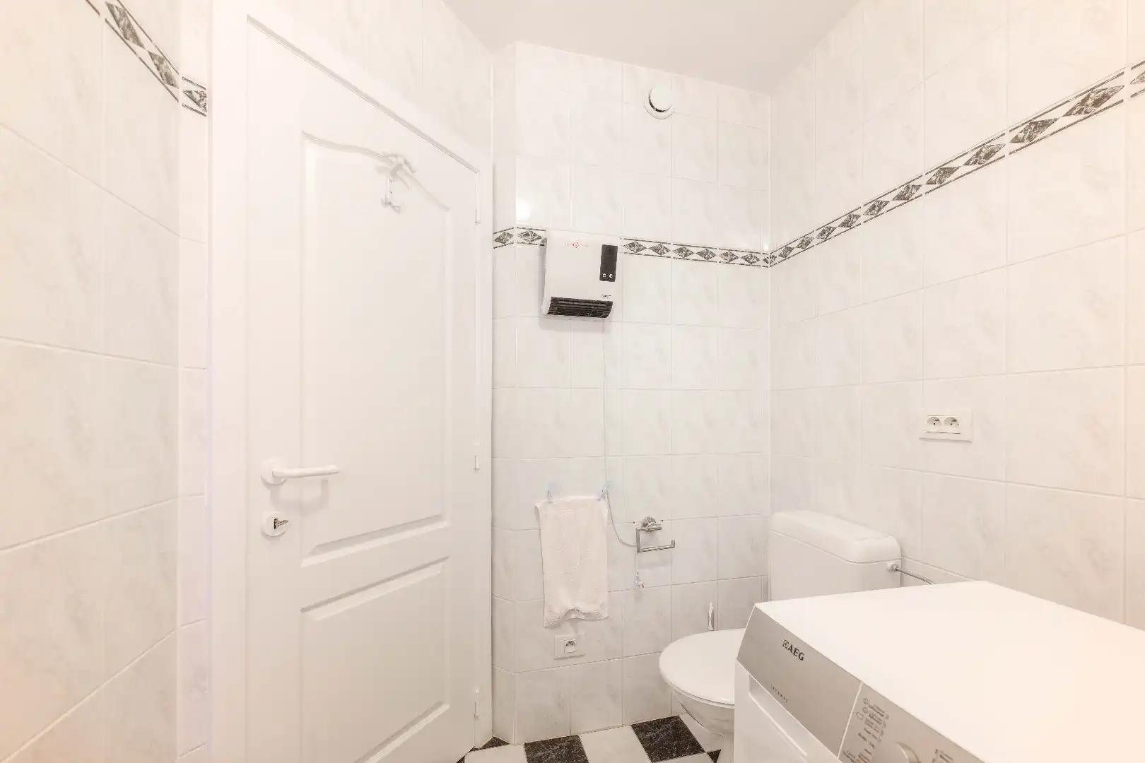 INSTAPKLAAR APPARTEMENT (53m²) IN HARTJE AARSELE foto 10