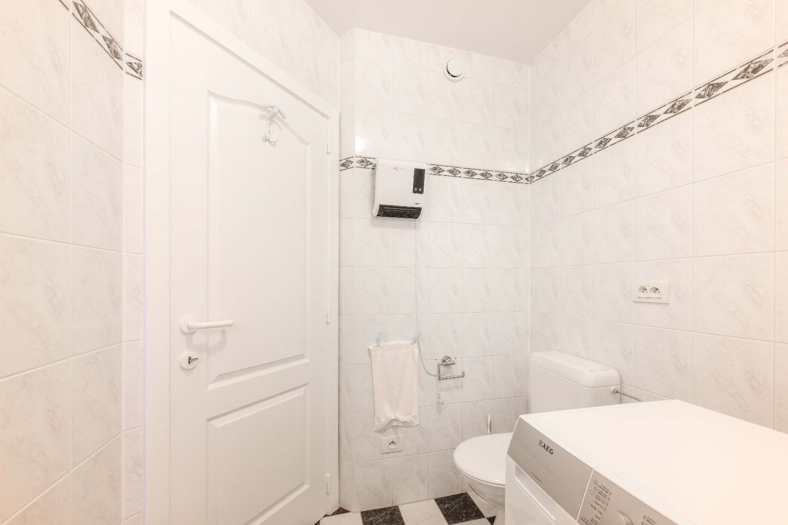 INSTAPKLAAR APPARTEMENT (53m²) IN HARTJE AARSELE foto 10