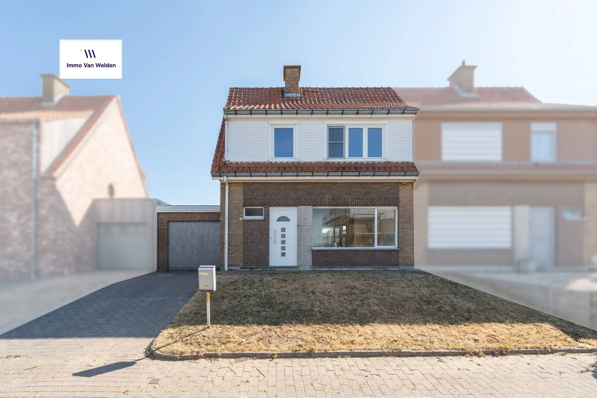Te renoveren halfopen woning met garage en tuin in landelijke omgeving te Wortegem-Petegem. foto 6