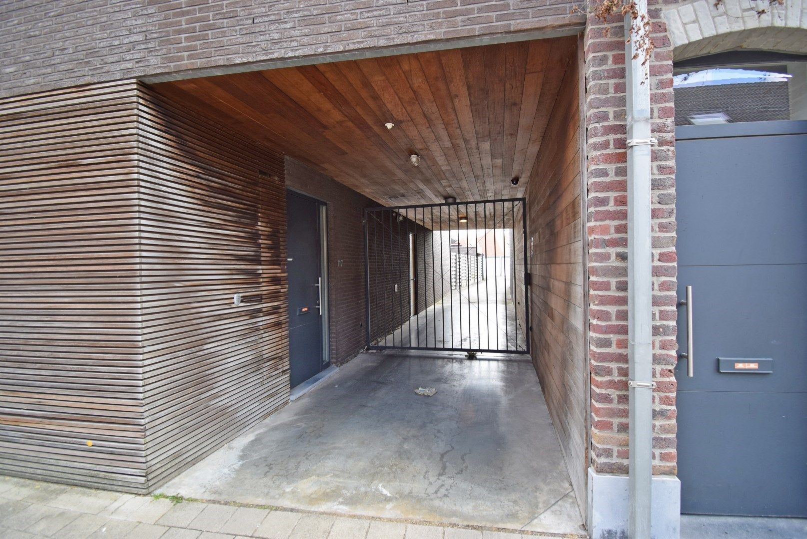 VIJFWEGENSTRAAT 111-131 GARAGE 12 Roeselare  foto 2